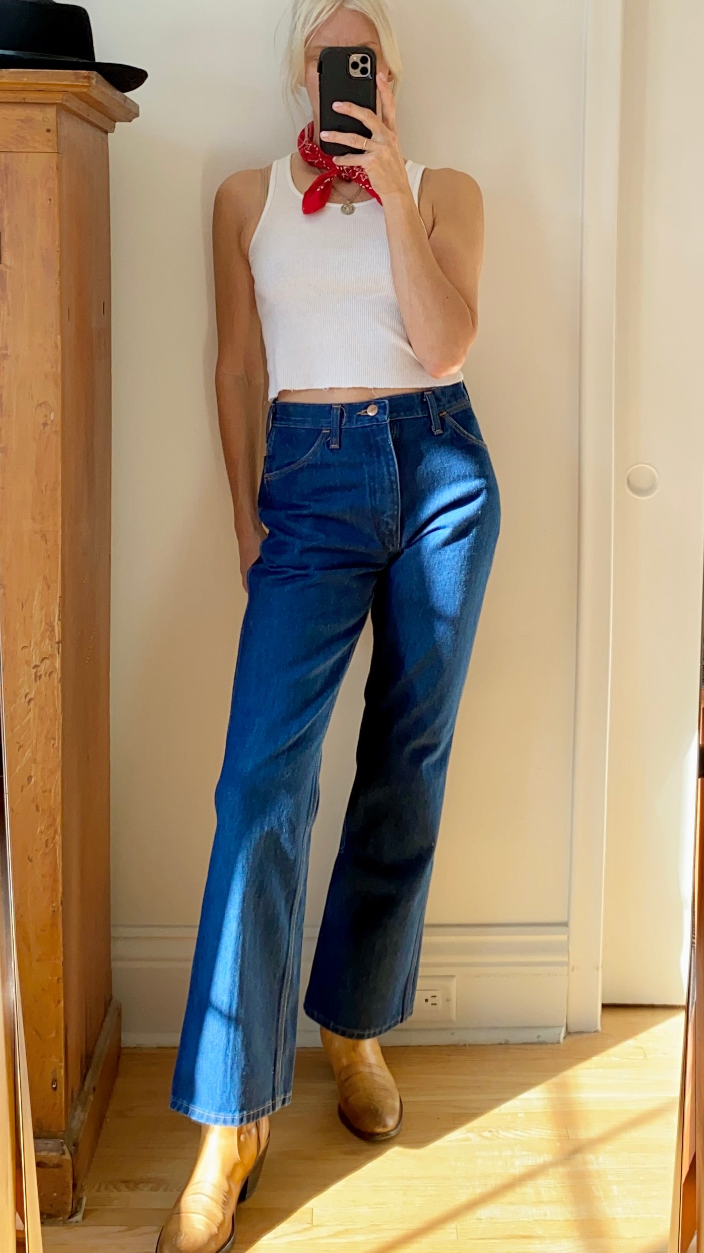 Vintage Wrangler 1970s Flares Dark Wash Jeans size 31 Made in USA
