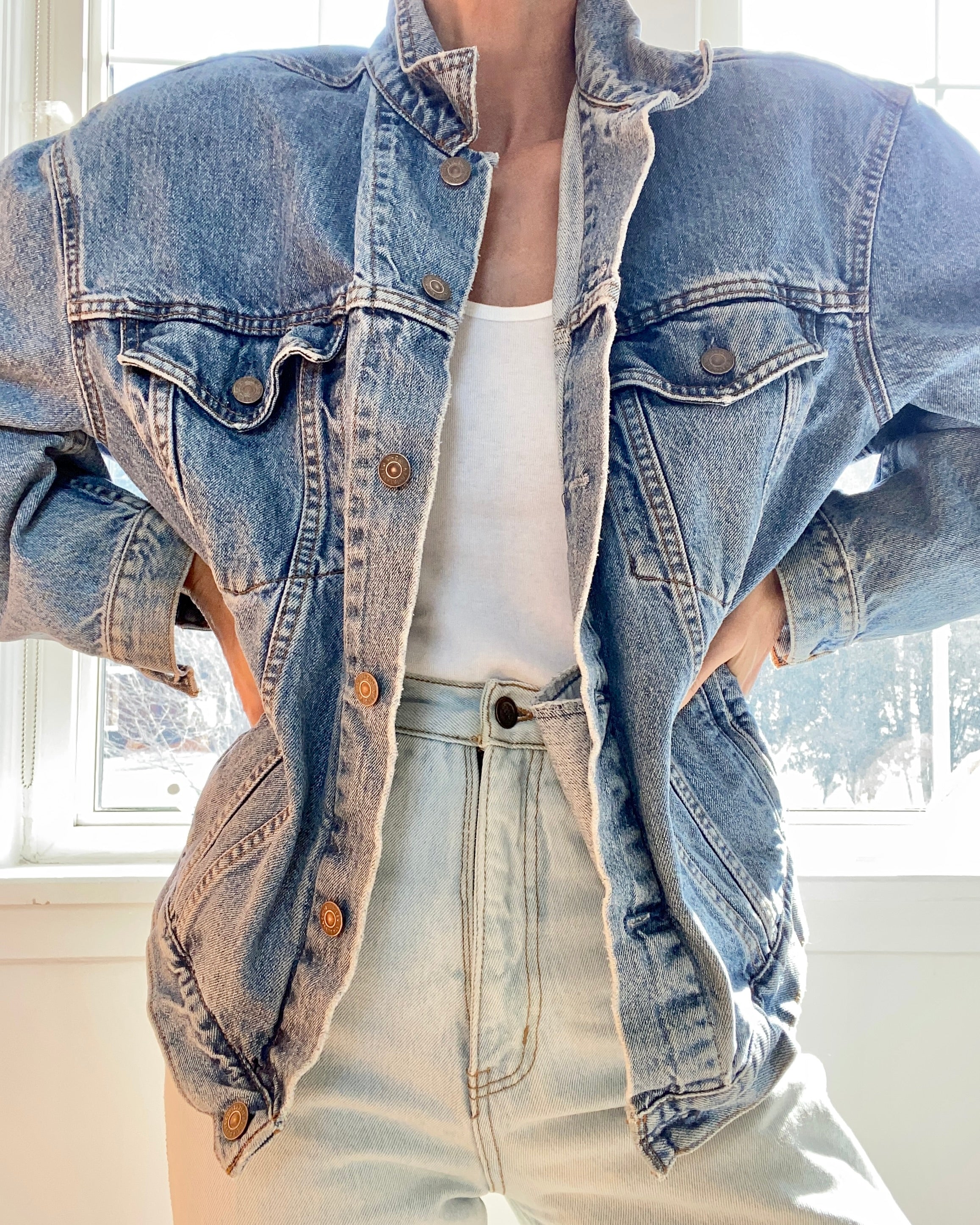 Vintage 1980s Levis Jean Jacket light wash