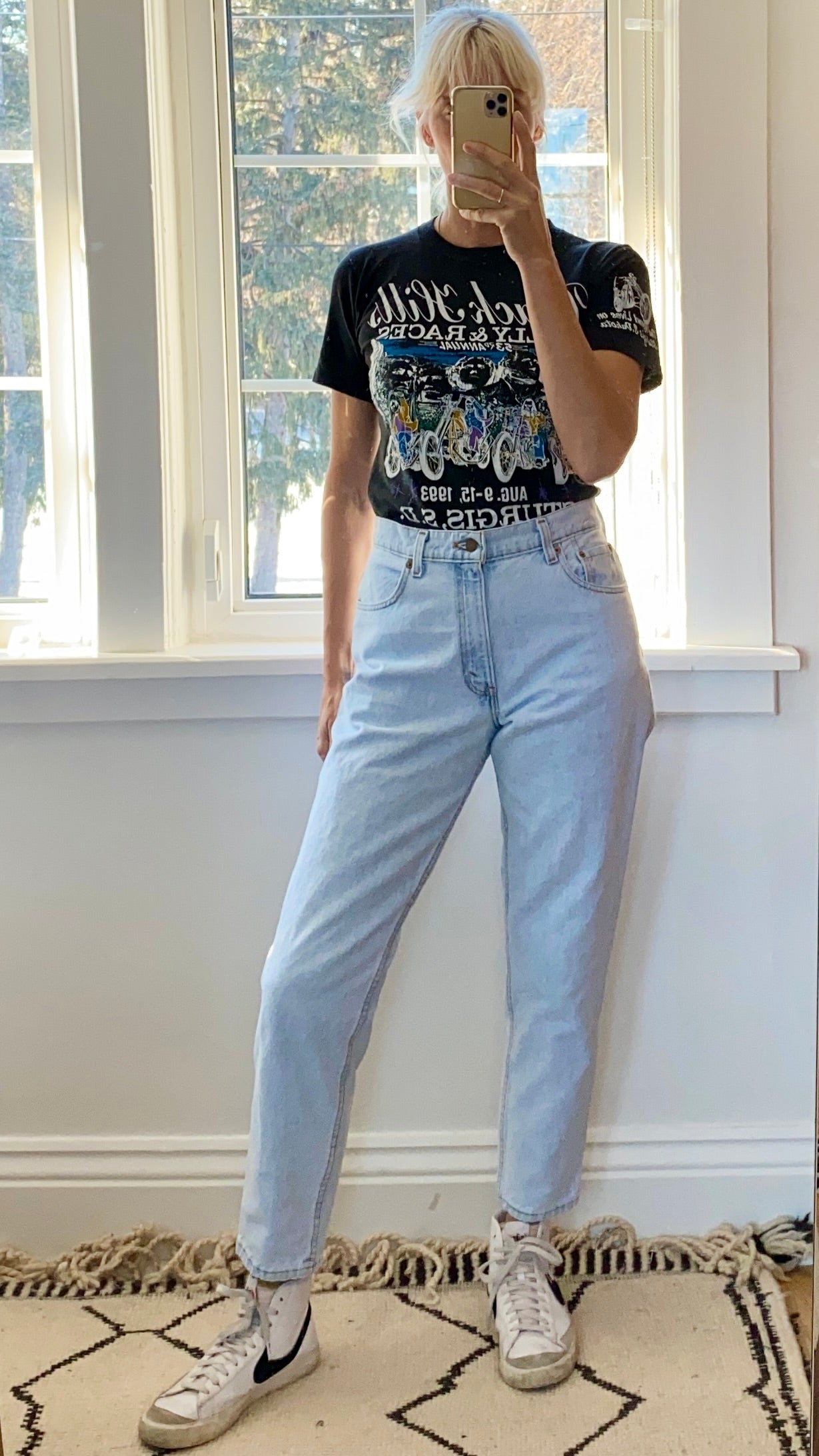 Vintage Levis 550 Light Wash Jeans size 30