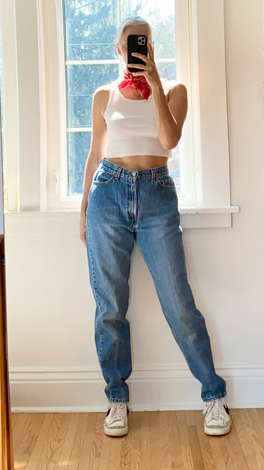 Vintage 1990s Levis 512 High Waist Medium Wash Denim Jeans size 31 Made in USA