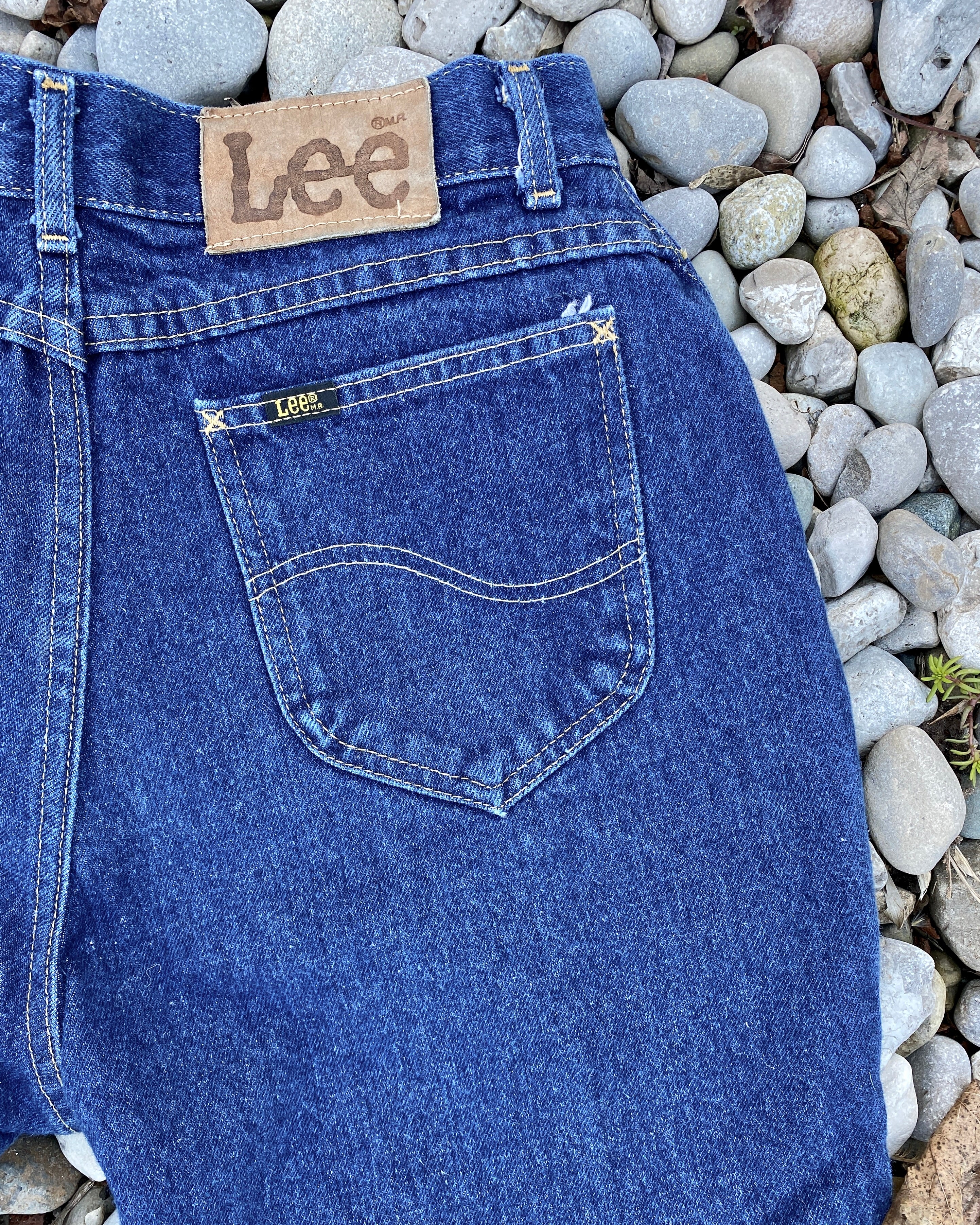 Vintage LEE Riders Made in USA Dark Wash Jeans USA High Waist 28 Hip 41