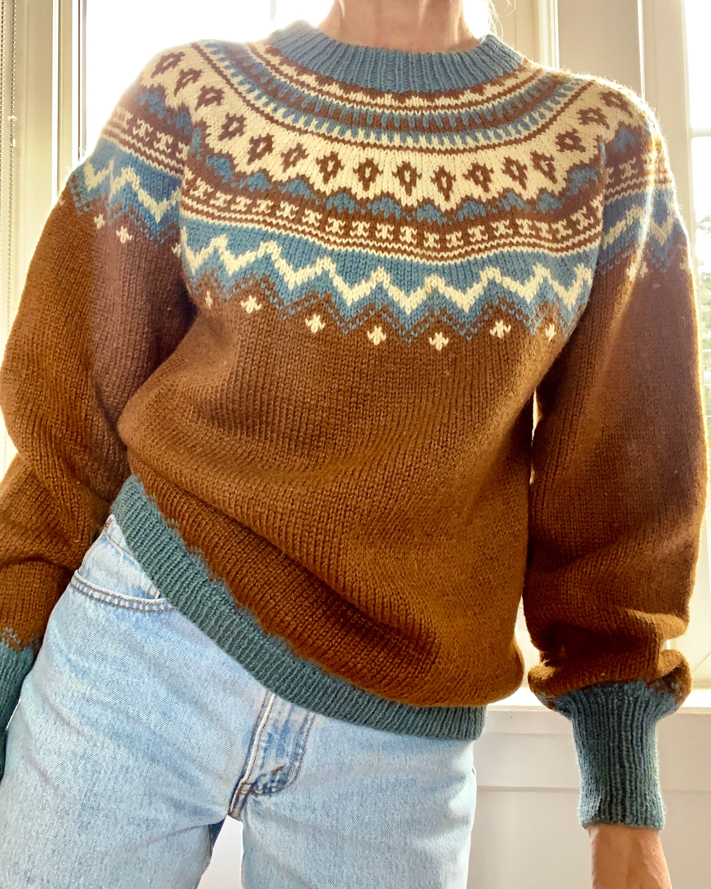 VINTAGE NORSE KNIT Fair Isle Handknit Sweater