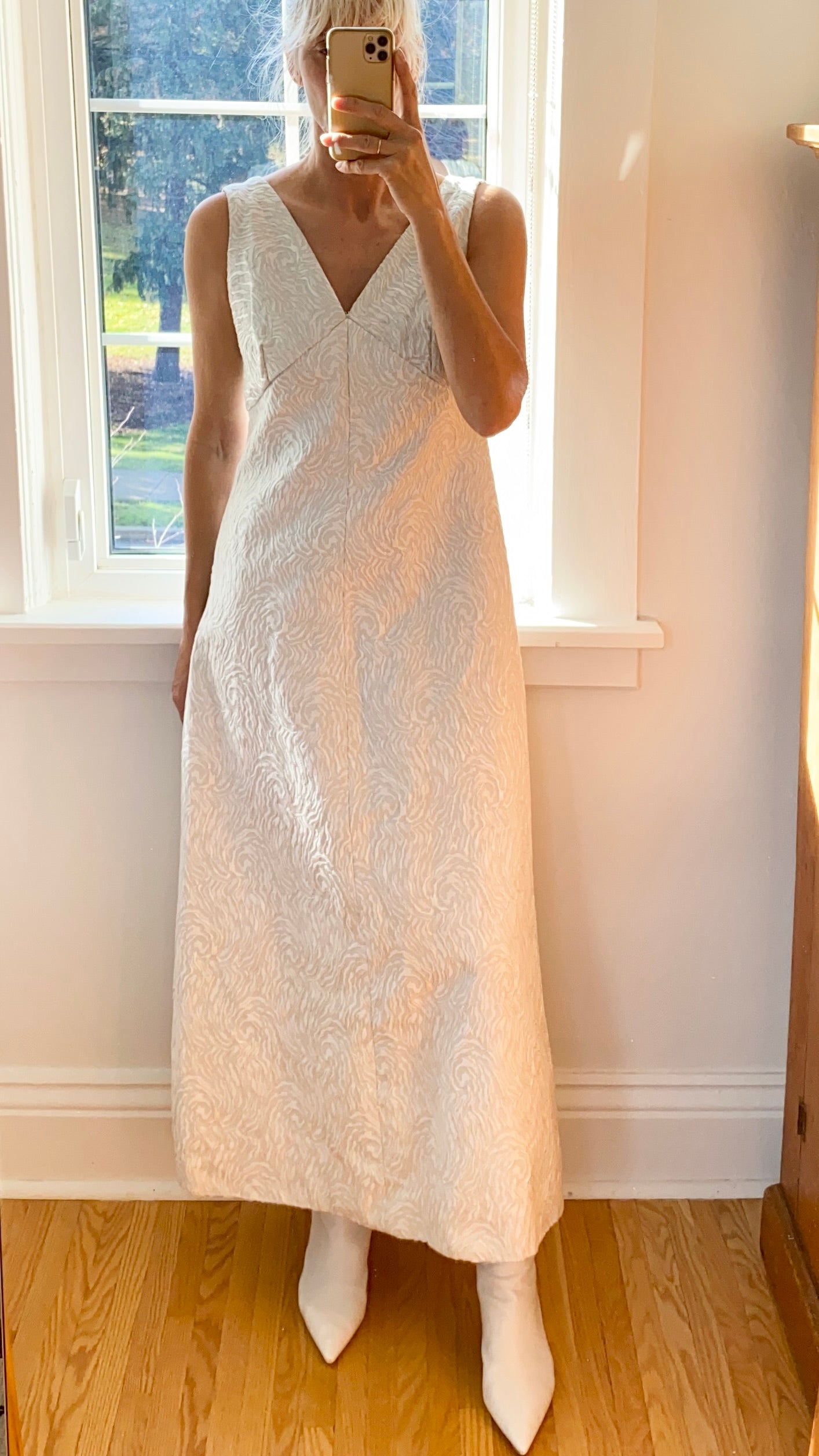 VINTAGE 1960s Silver and Ivory Brocade Dress and Cape