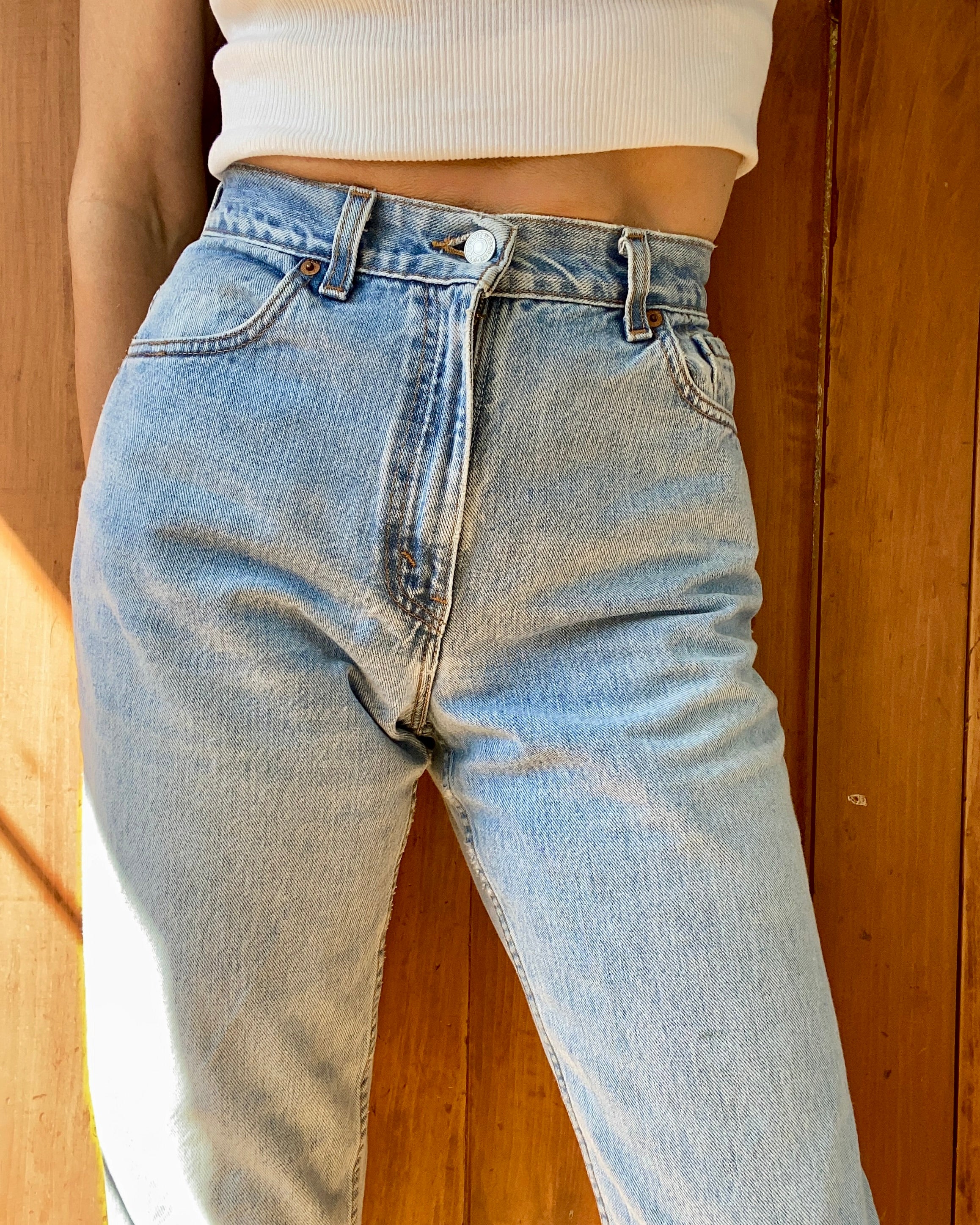 Vintage Levis 550 Light Wash size 28 USA
