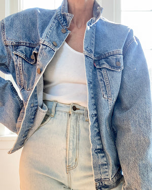 Vintage 1980s Levis Jean Jacket light wash