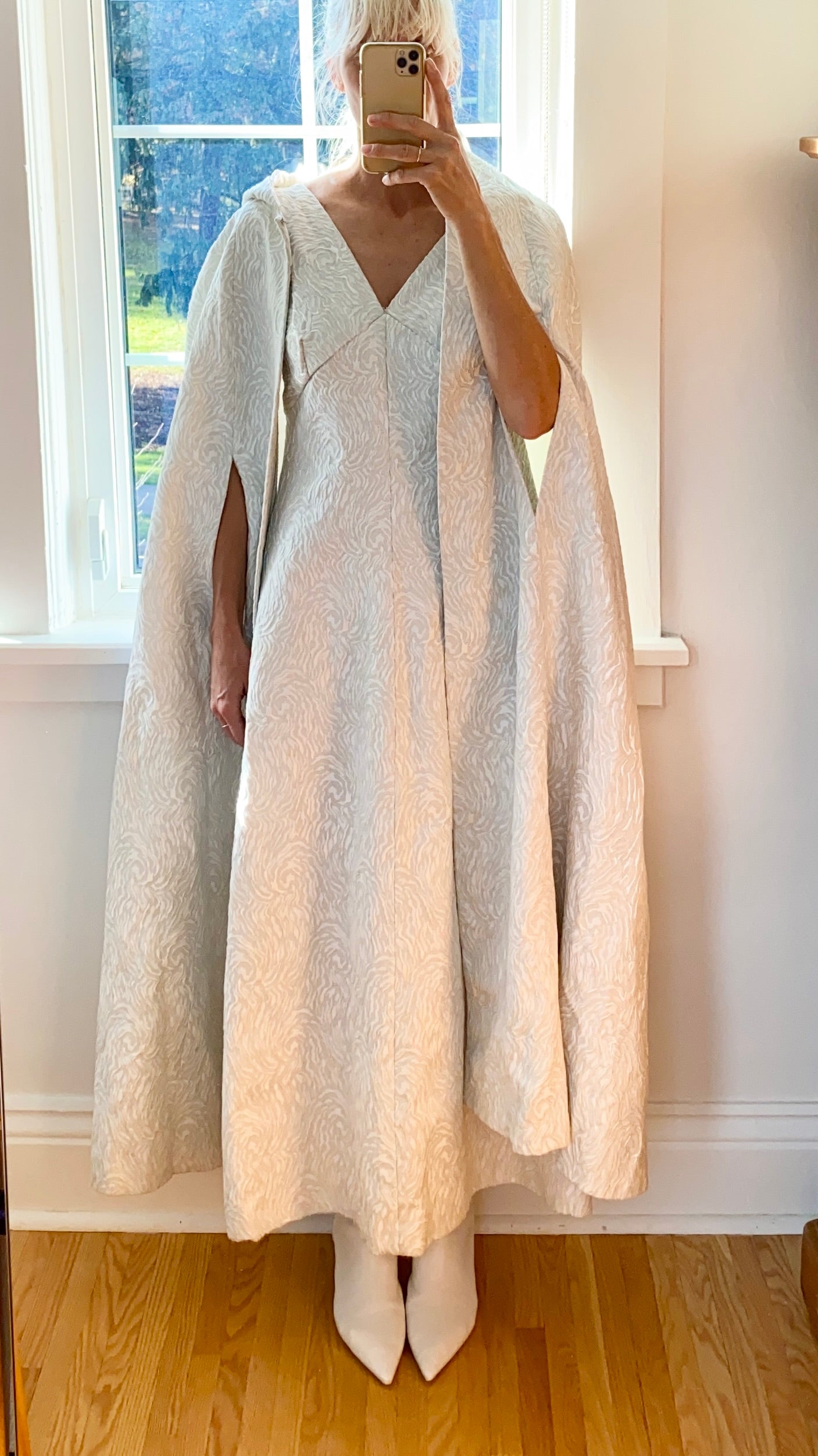 VINTAGE 1960s Silver and Ivory Brocade Dress and Cape