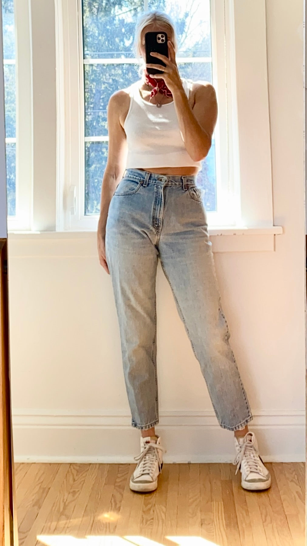 Vintage Levis 550 Light Wash size 28 USA