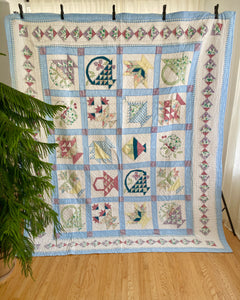 Vintage 1940s Fruit Basket Patchwork Quilt