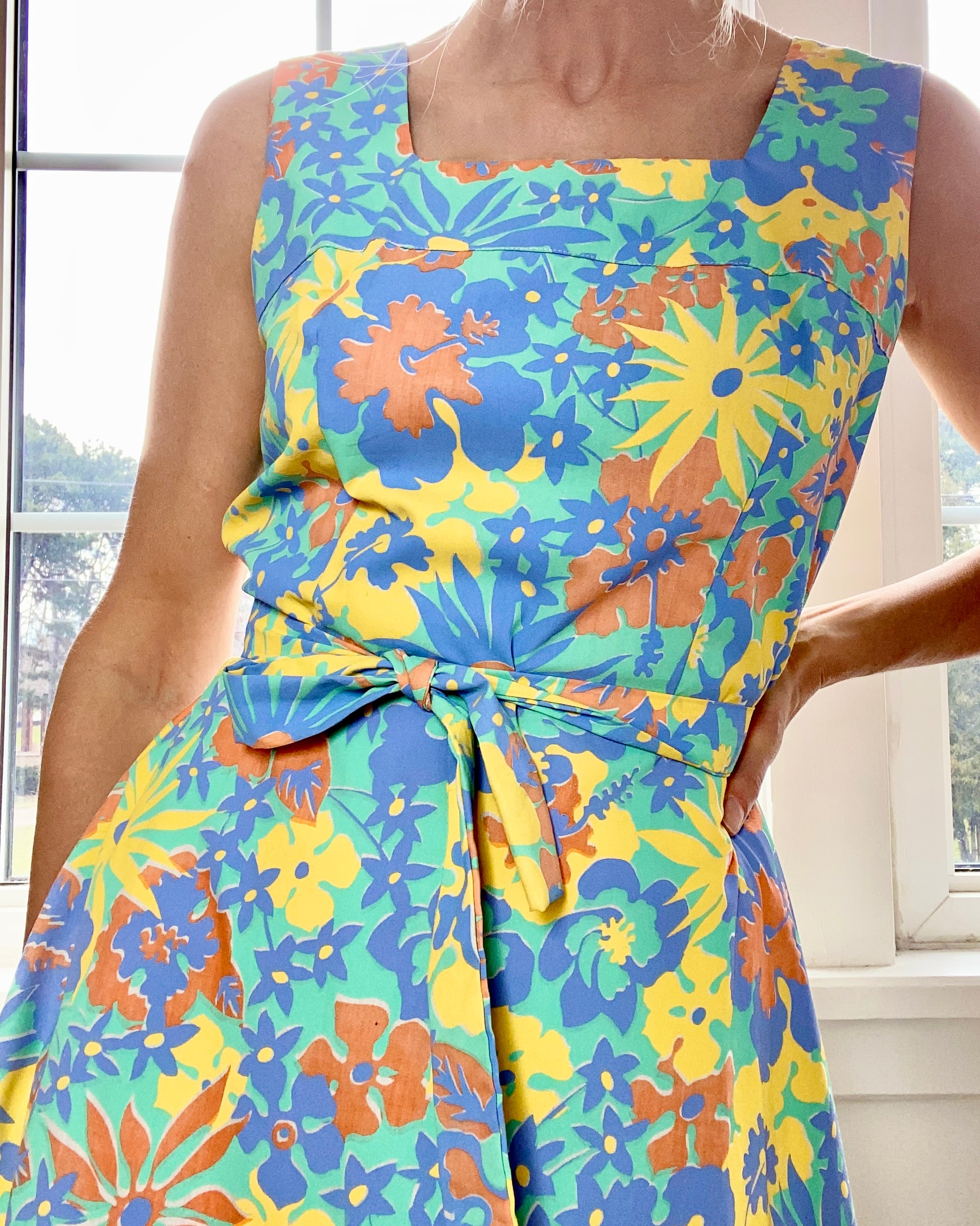 Vintage 1960s Ruth Clarage Tropical Print Day Dress Made in Jamaica