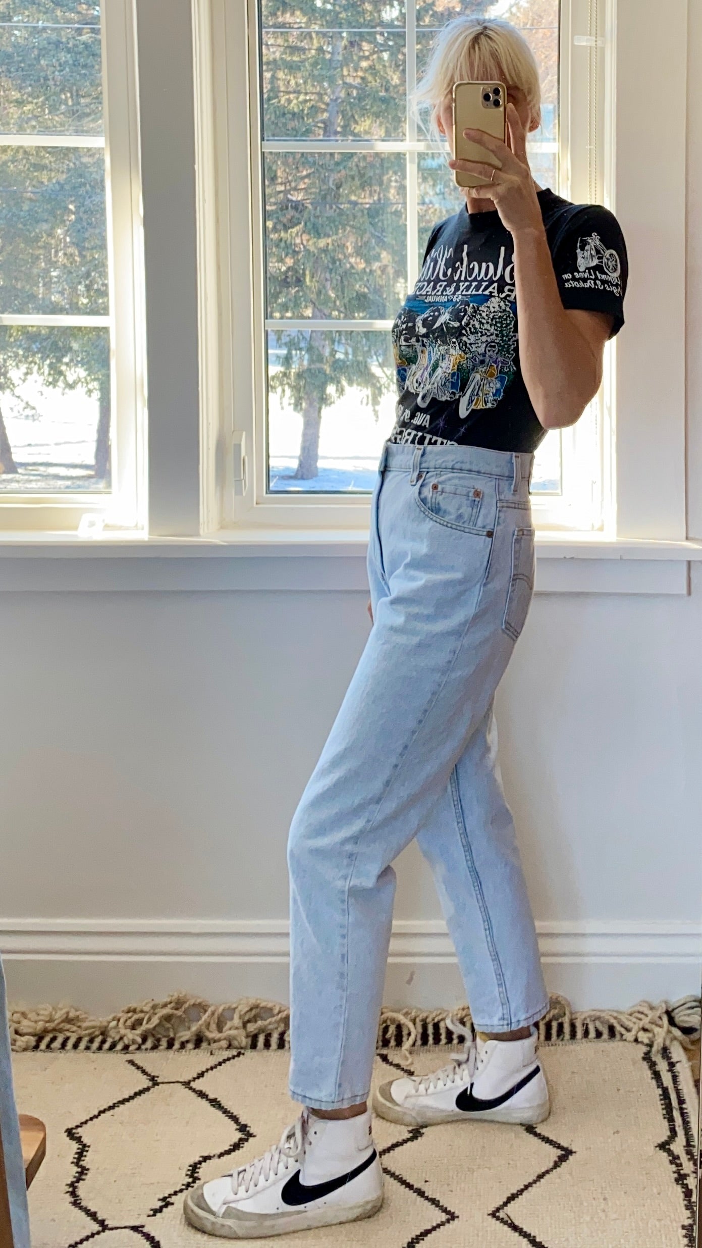 Vintage Levis 550 Light Wash Jeans size 30