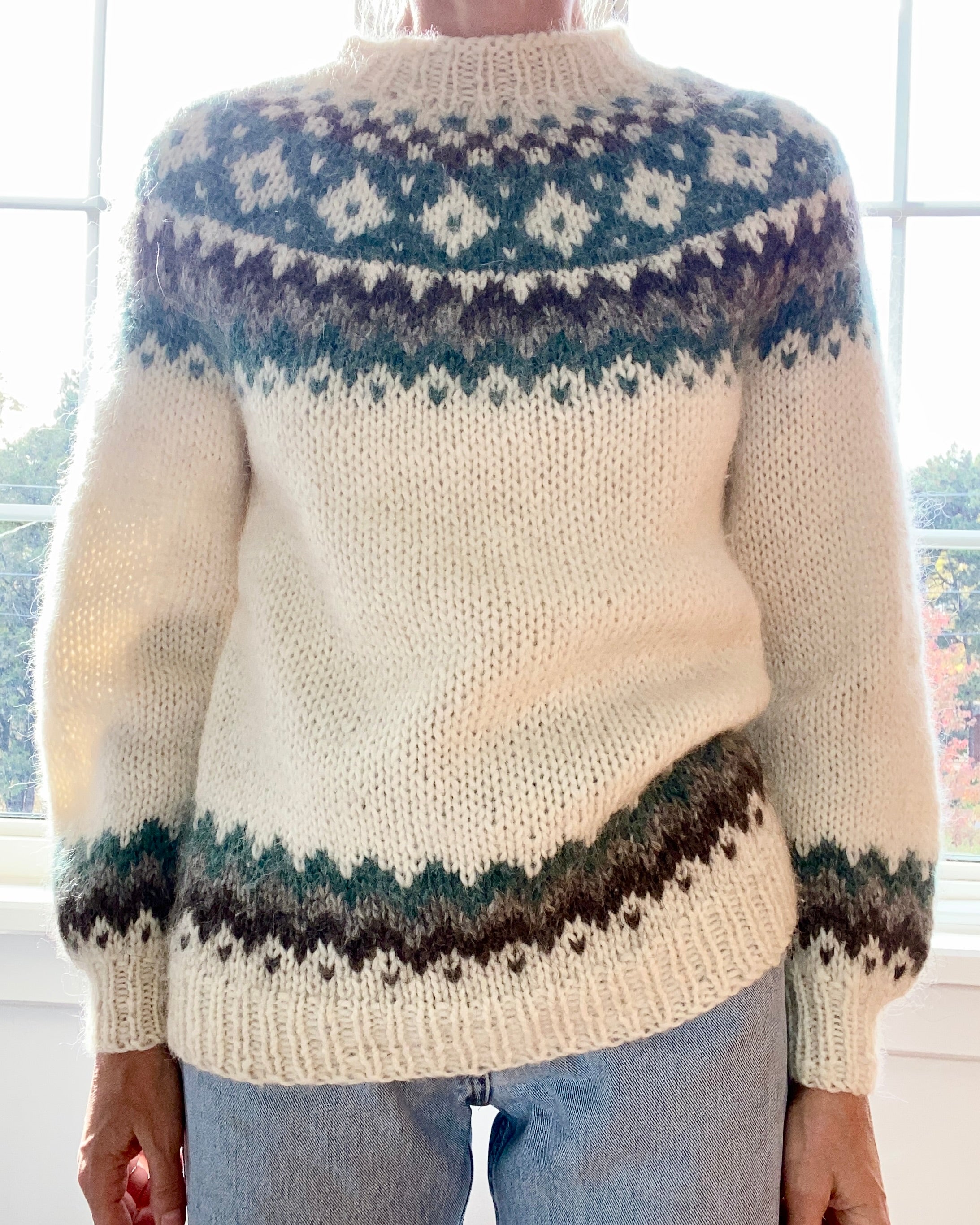 VINTAGE Hilda Icelandic Handknit Sweater Cream Green Brown