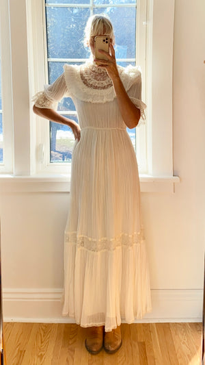 Vintage 1970s Gunne Sax by Jessica San Francisco Pleated Cream Voile and Lace Maxi Dress size 7