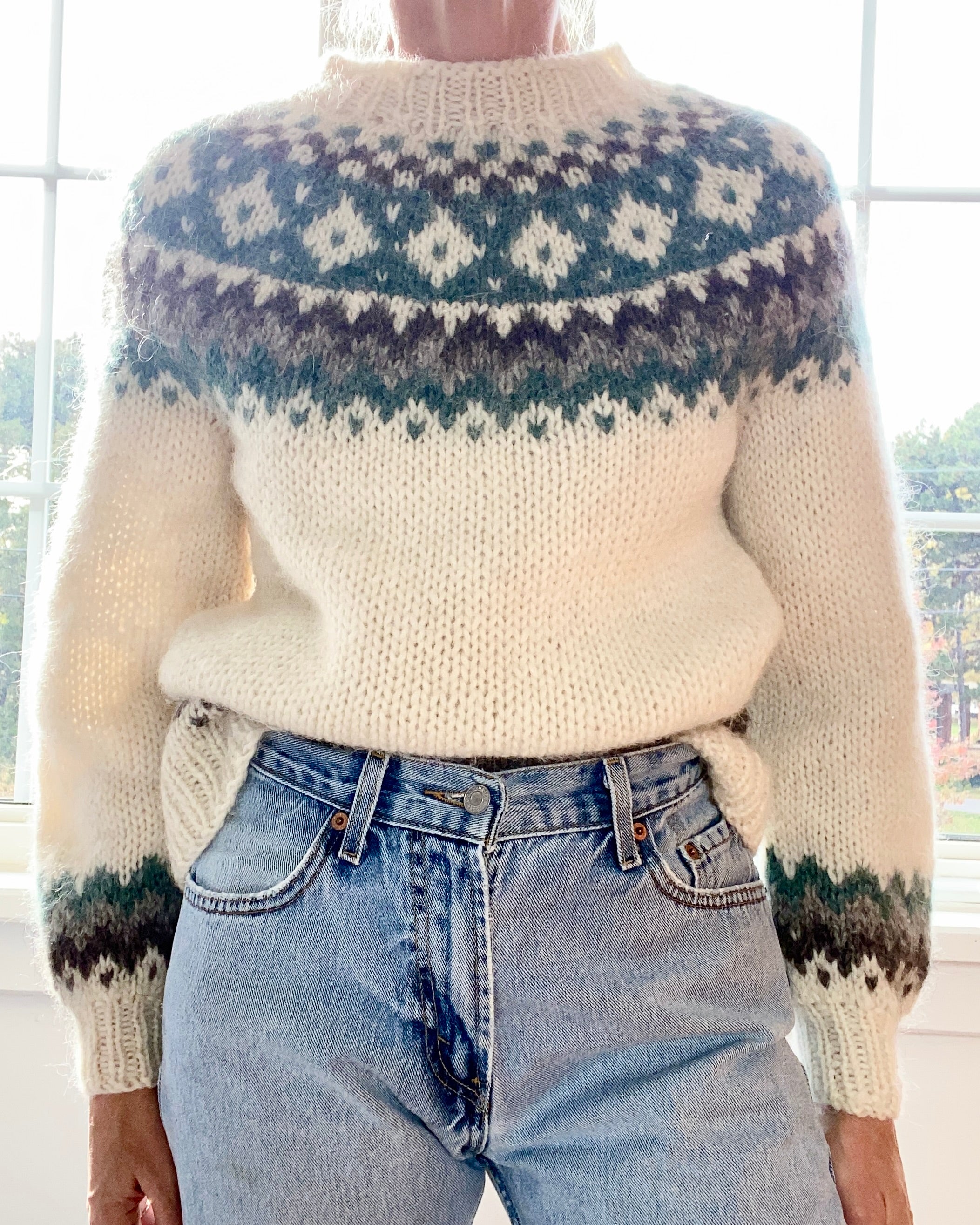 VINTAGE Hilda Icelandic Handknit Sweater Cream Green Brown