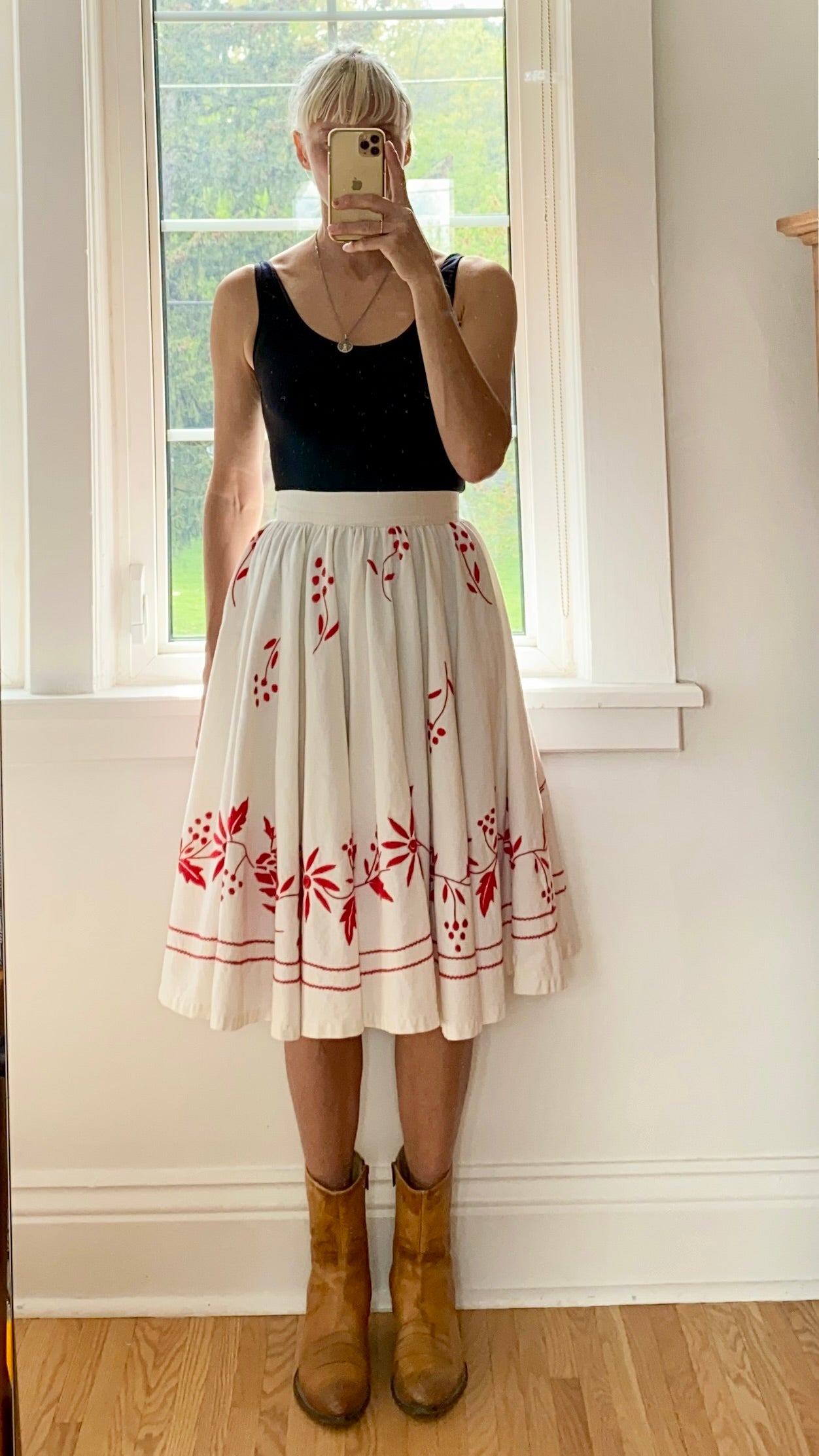 Vintage 1950s Full Circle Embroidered Skirt