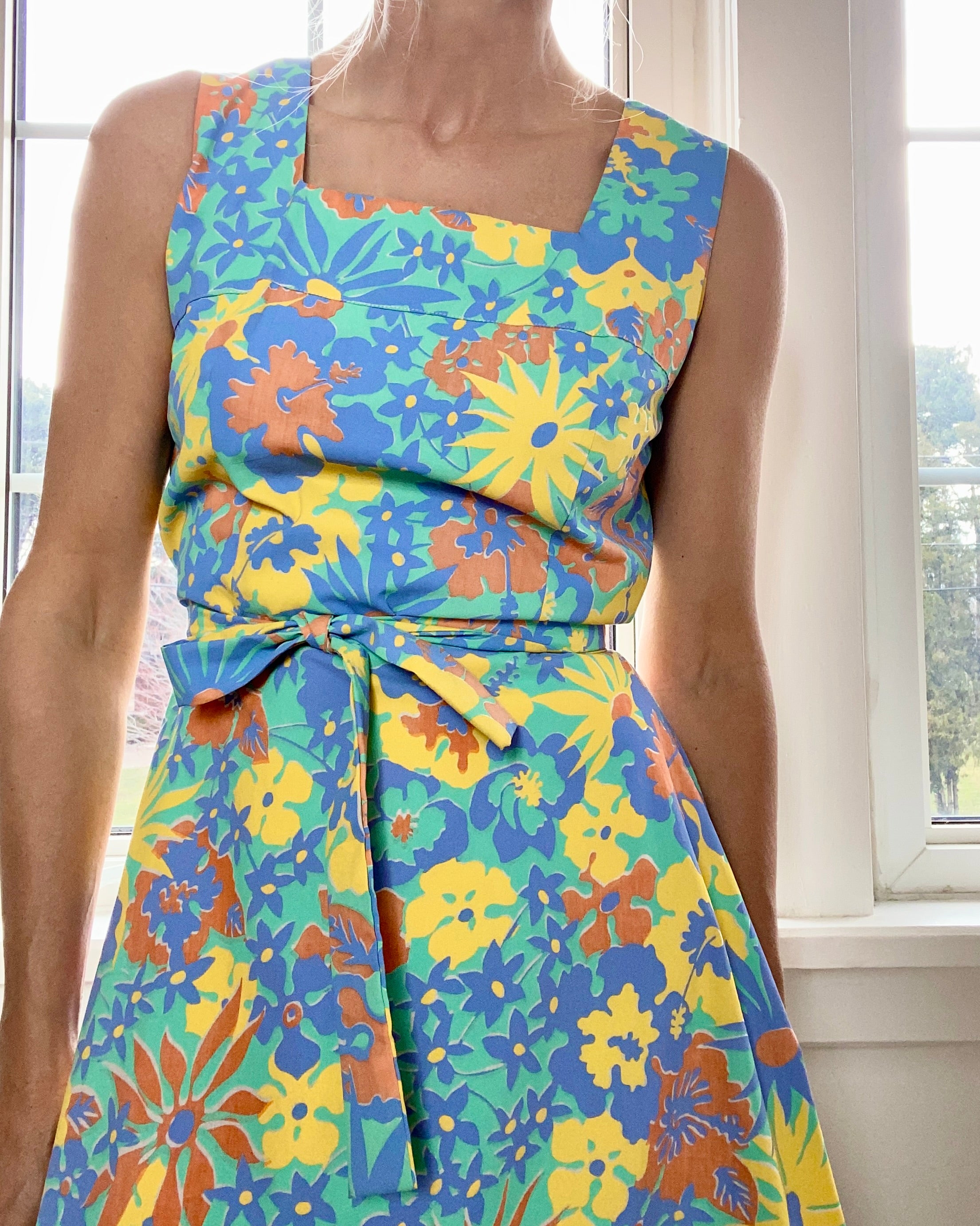 Vintage 1960s Ruth Clarage Tropical Print Day Dress Made in Jamaica