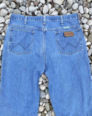 Vintage Wrangler Late 1970s Flares Medium Blue Wash Jeans size 32 Made in USA