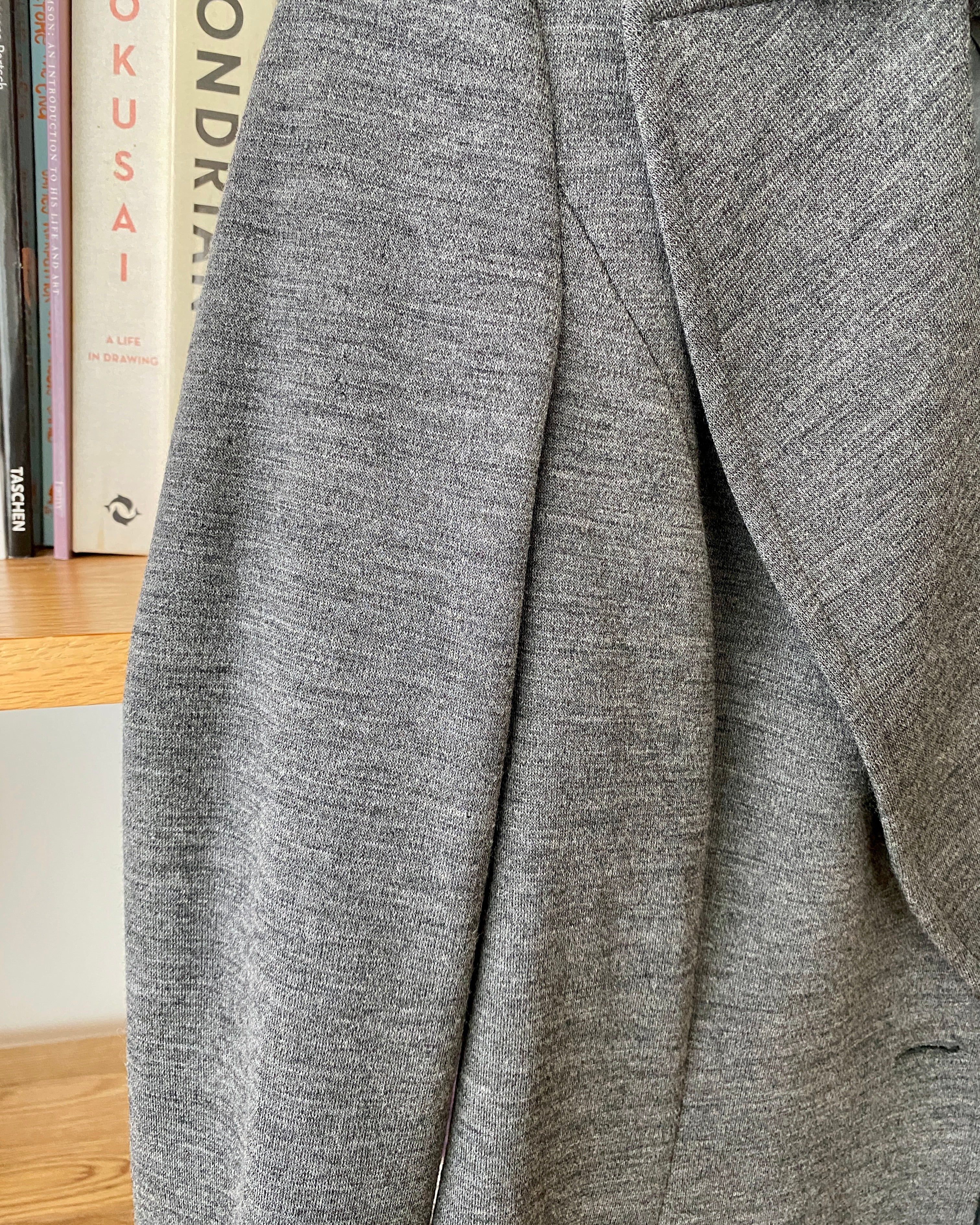 Vintage 1990s ESCADA by Margaretha Ley Grey Charcoal Ponte Blazer Jacket 38