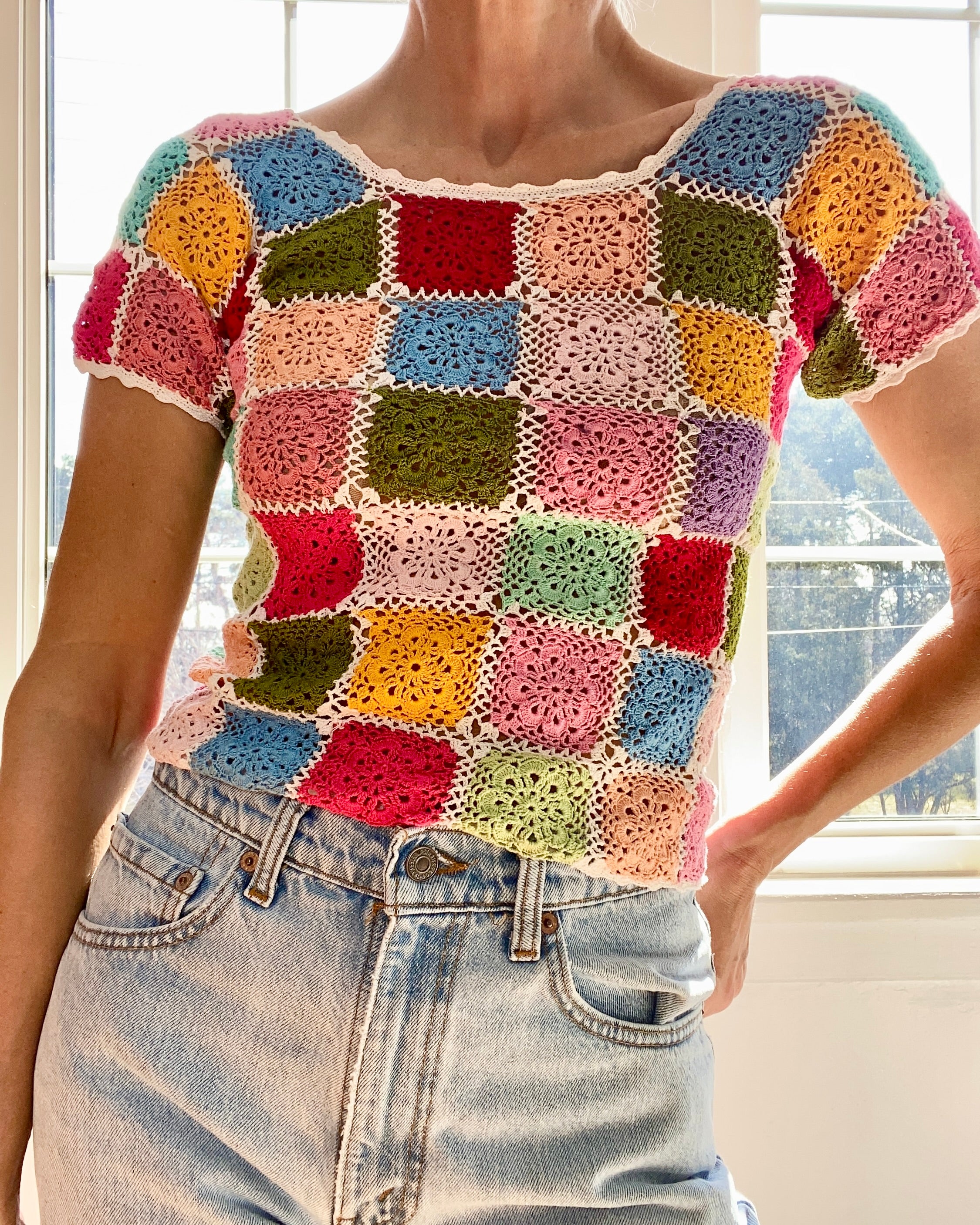 VINTAGE 1960s Crochet Granny Squares Patchwork Top S