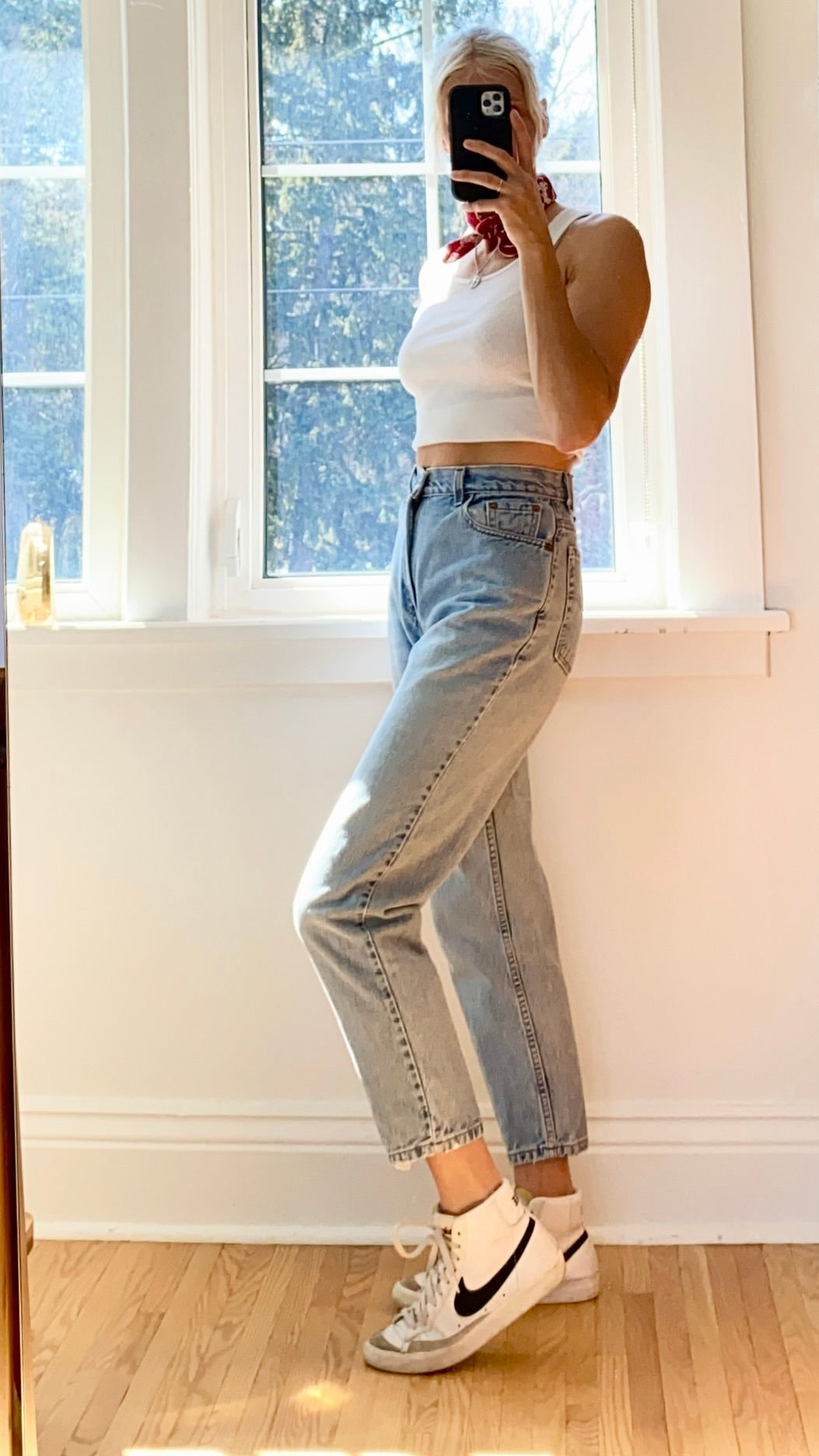 Vintage Levis 550 Light Wash size 28 USA