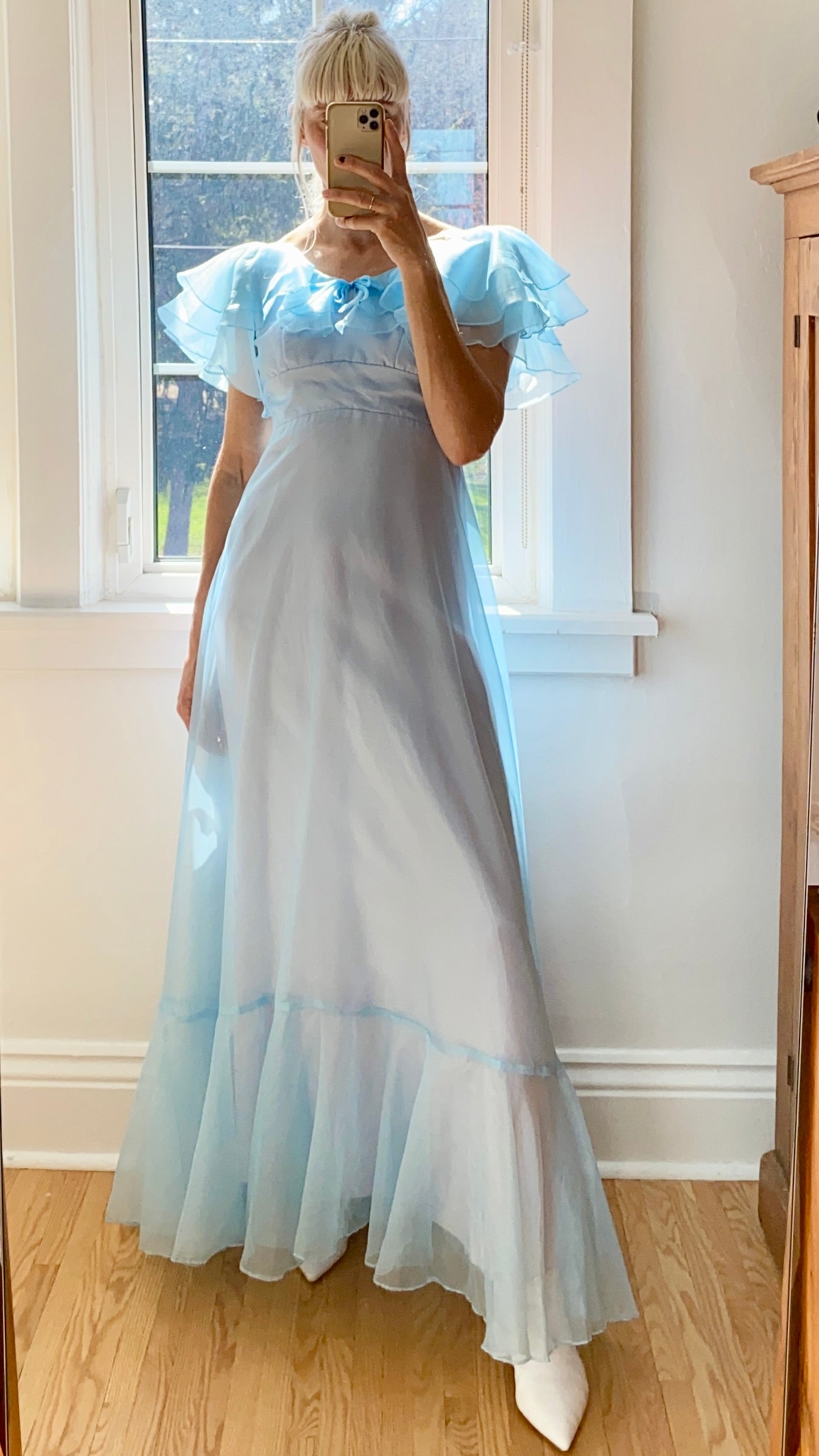 Vintage 1970s Montgomery Ward Blue Chiffon Formal Gown Size 4 - LGWU Union label USA