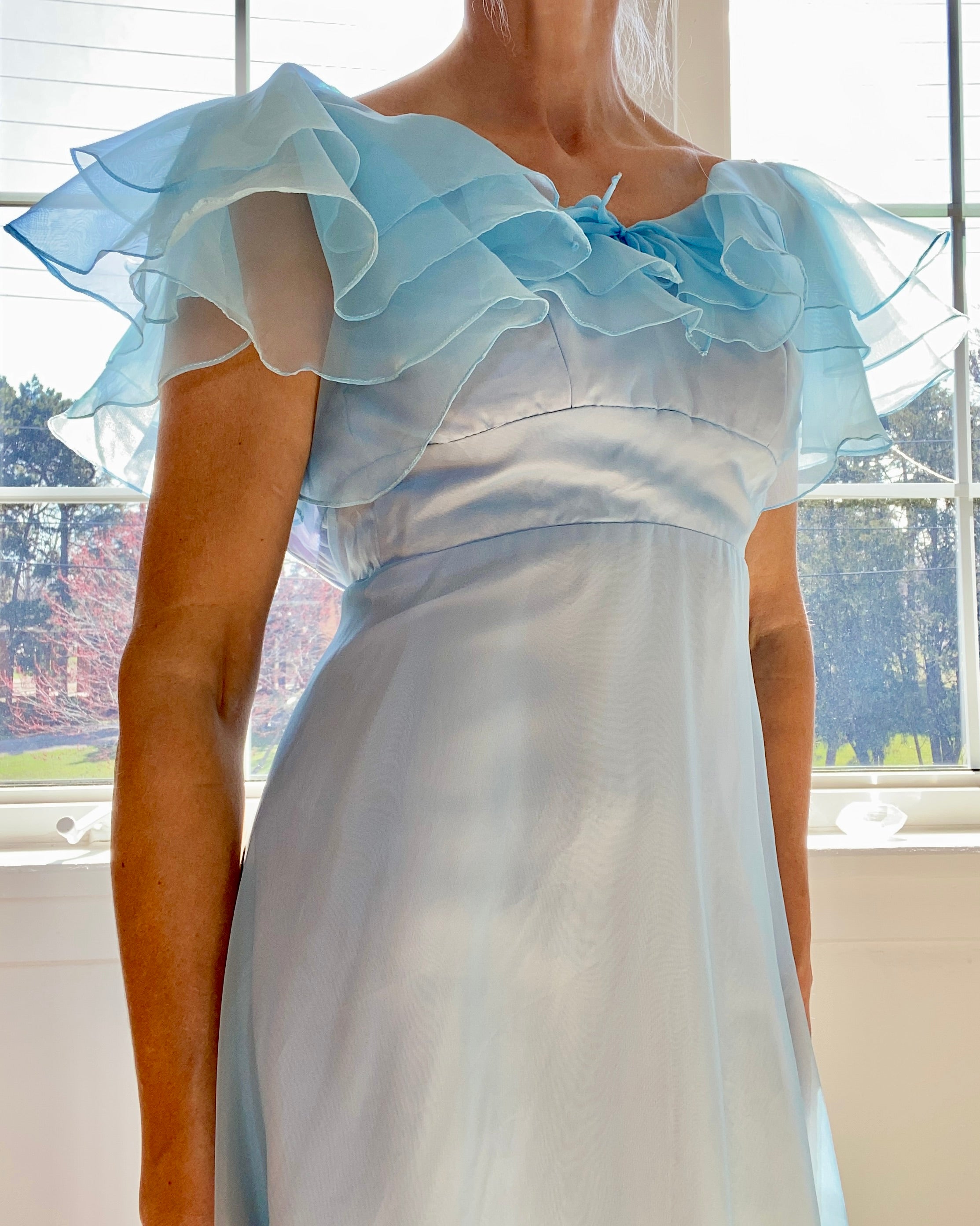 Vintage 1970s Montgomery Ward Blue Chiffon Formal Gown Size 4 - LGWU Union label USA
