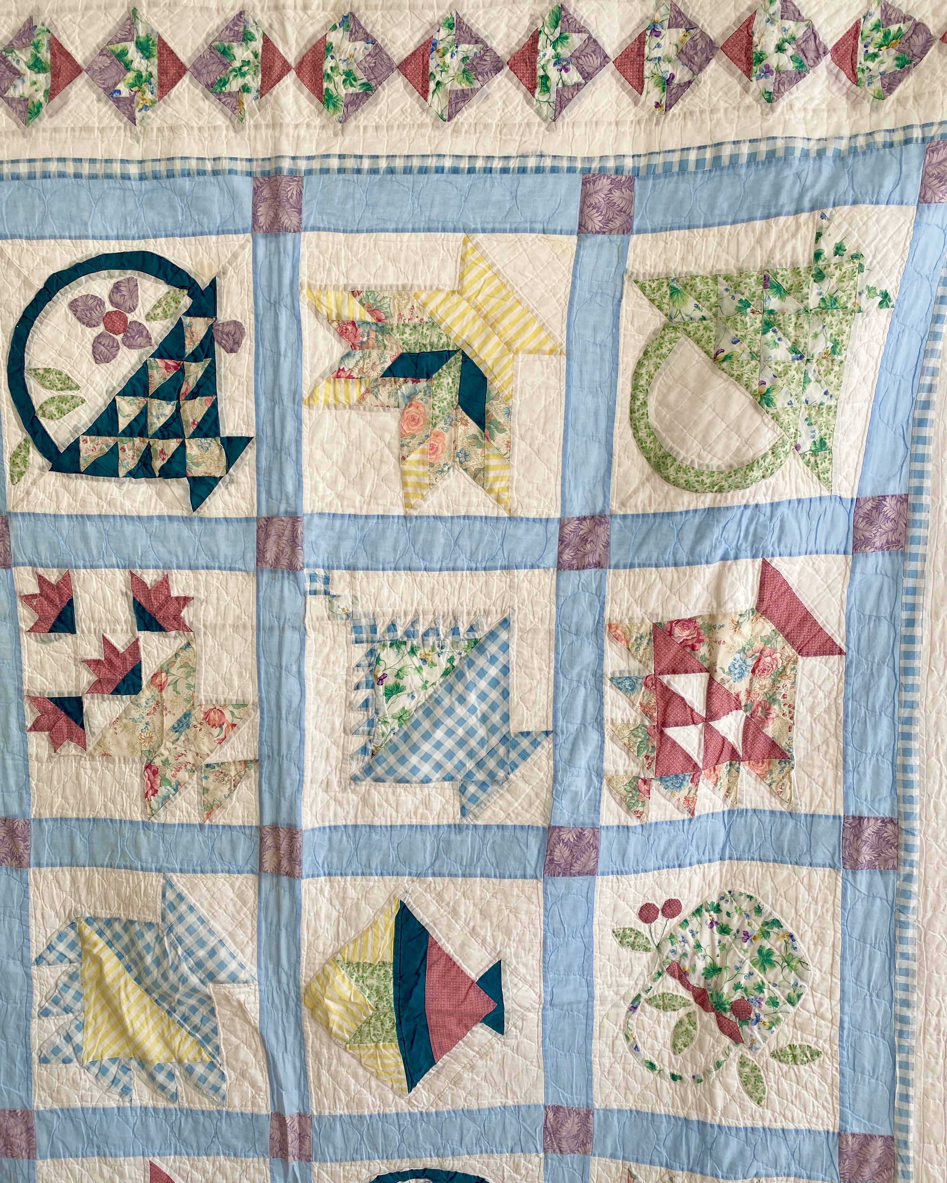 Vintage 1940s Fruit Basket Patchwork Quilt