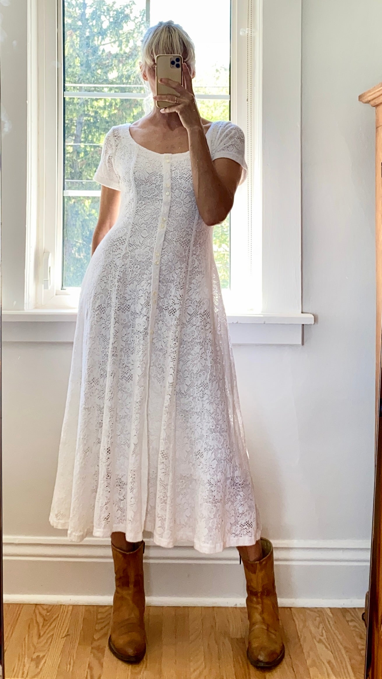 VINTAGE White Lace Midi Dress