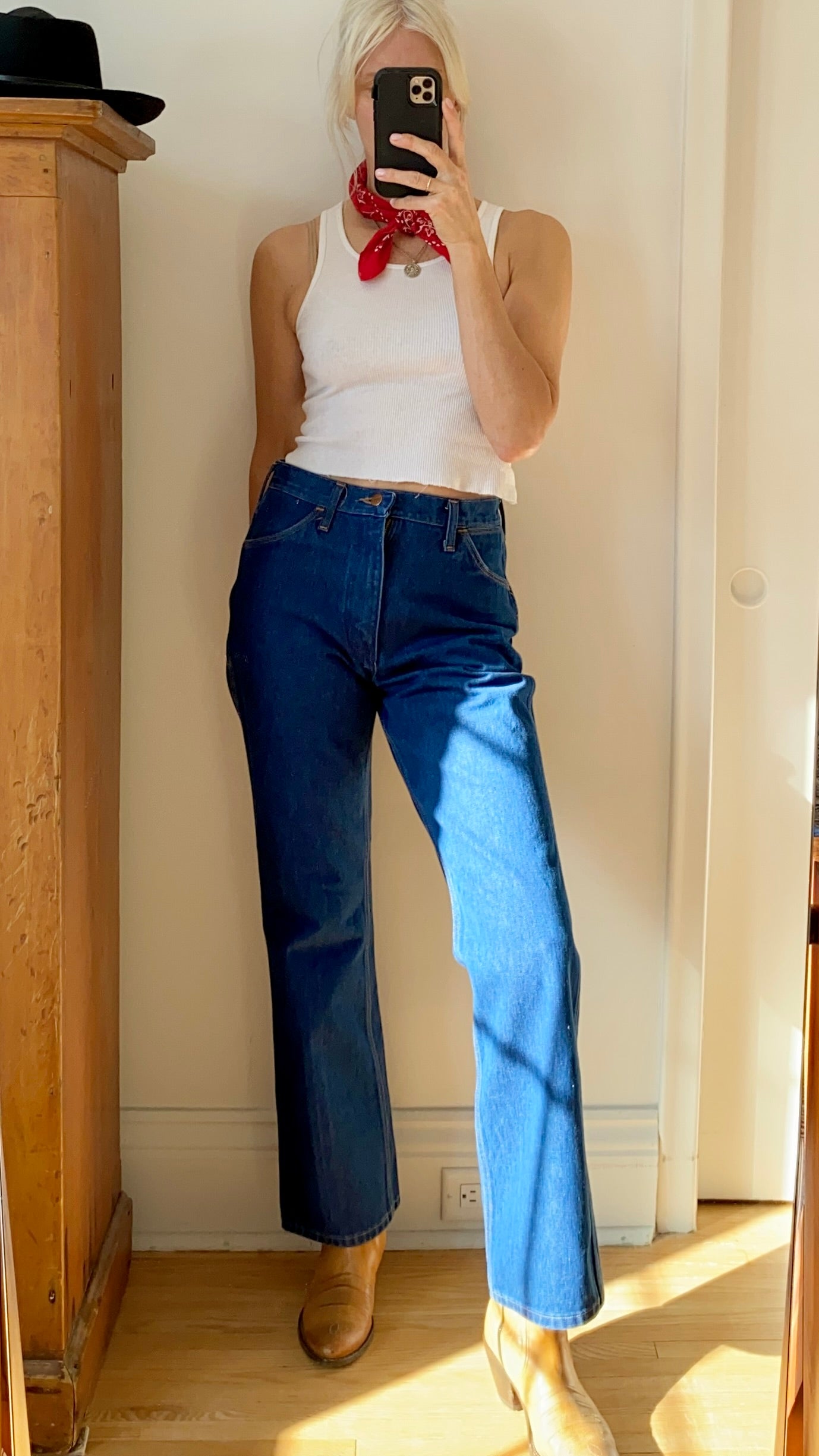 Vintage Wrangler 1970s Flares Dark Wash Jeans size 31 Made in USA