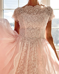 Vintage 1950s Pink Lace Chiffon  Formal Gown Size 6 or 8 - LGWU Union label USA