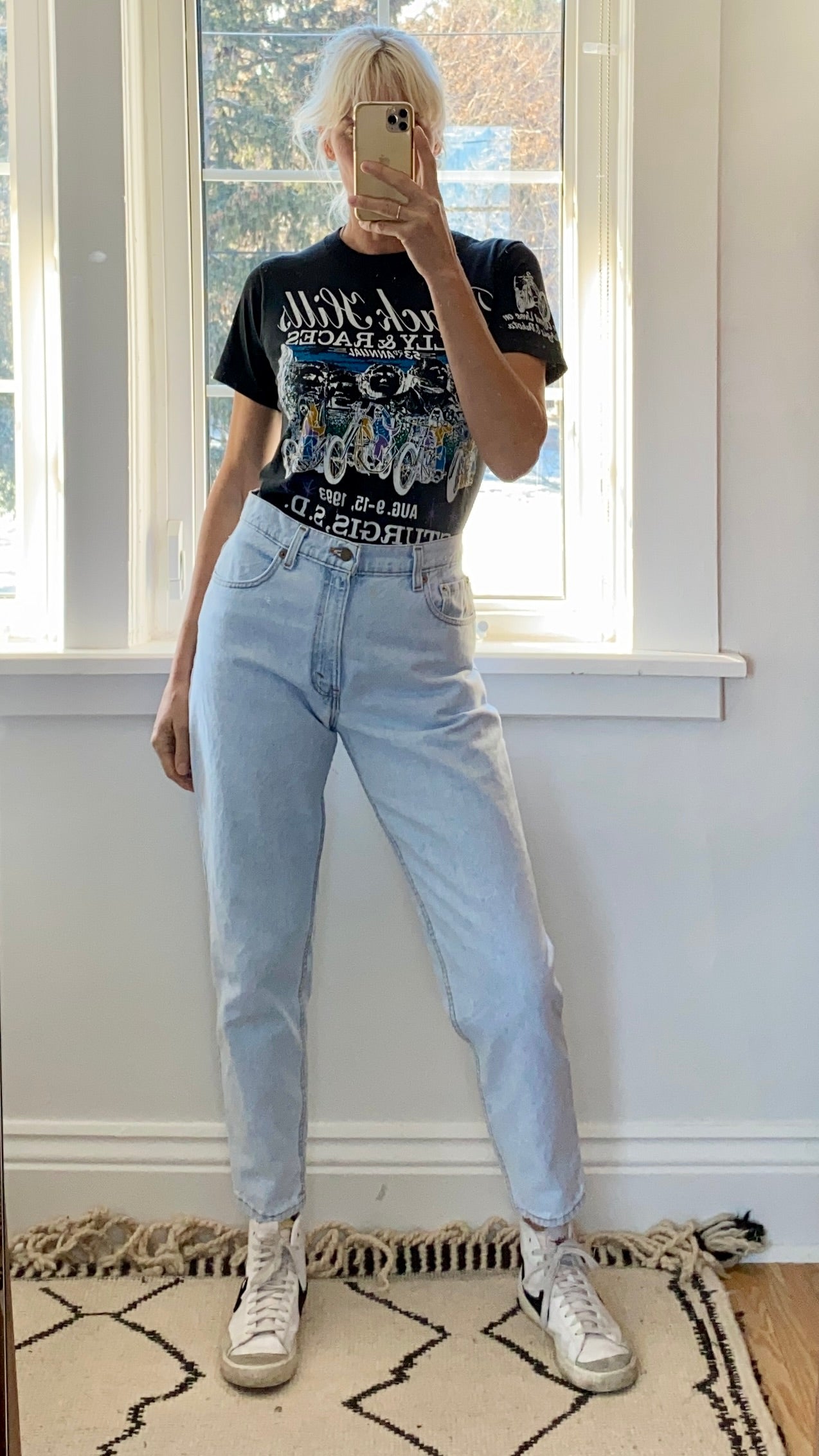 Vintage Levis 550 Light Wash Jeans size 30