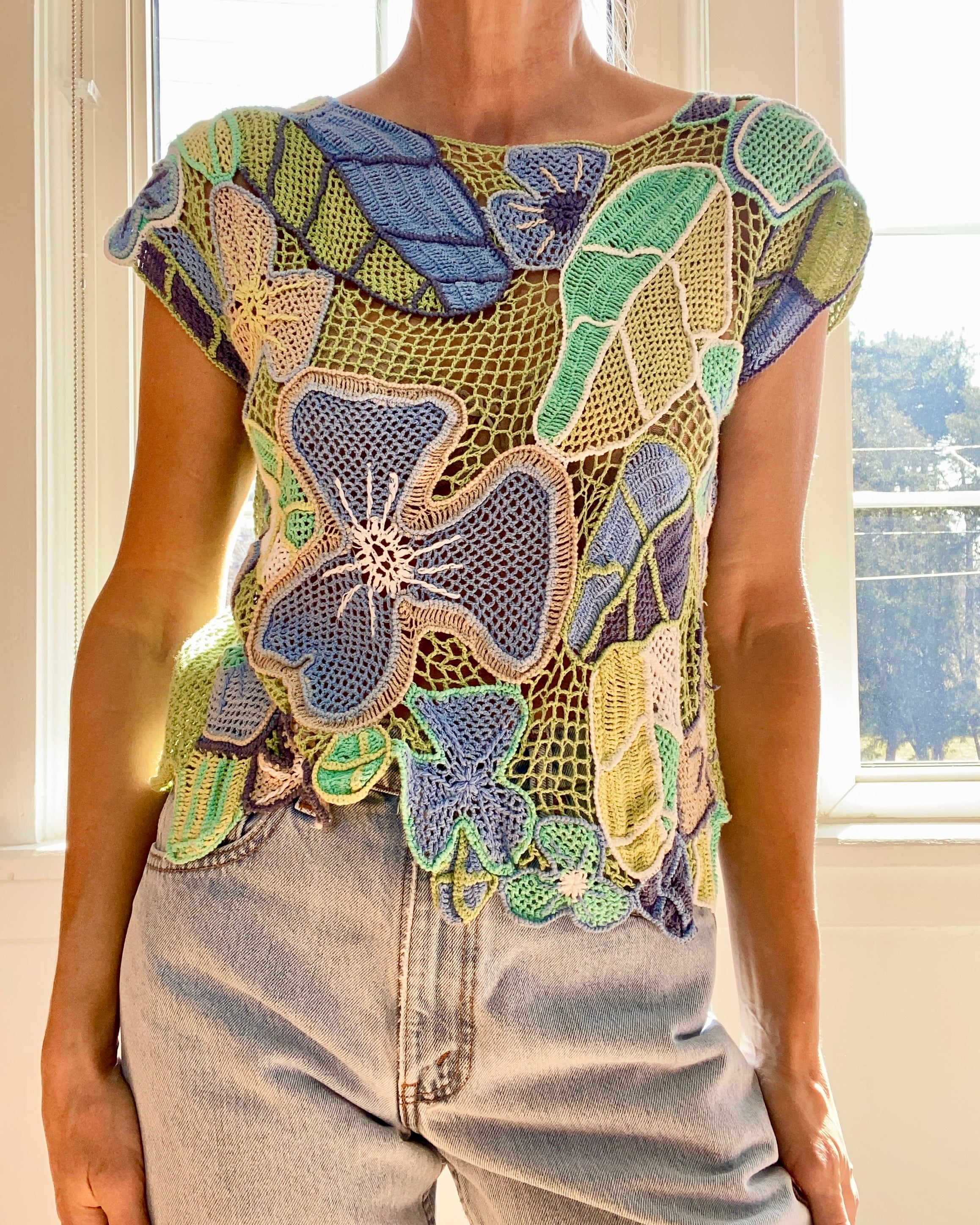 VINTAGE Crochet Botanical Motif Top