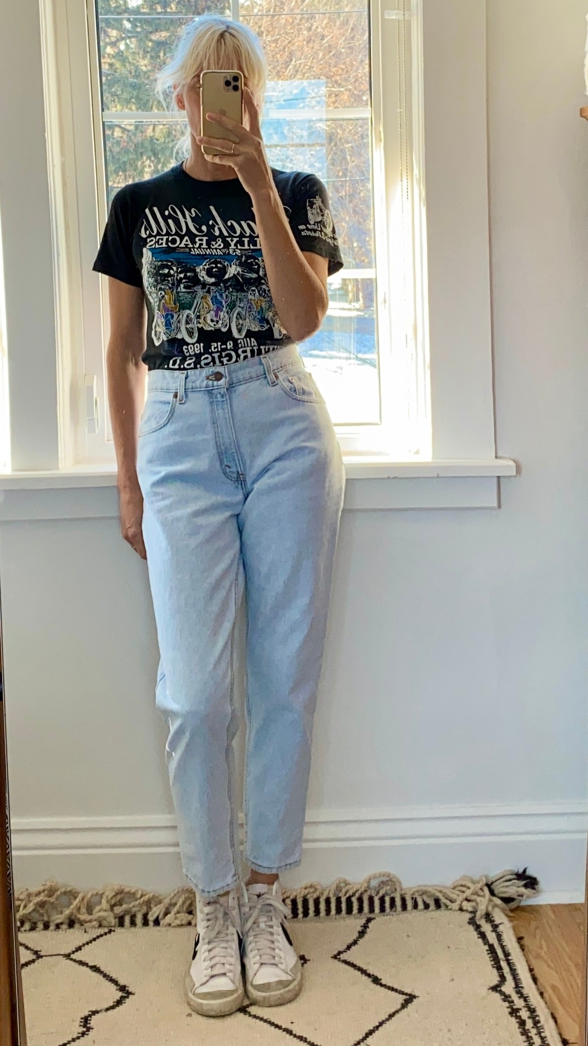 Vintage Levis 550 Light Wash Jeans size 30