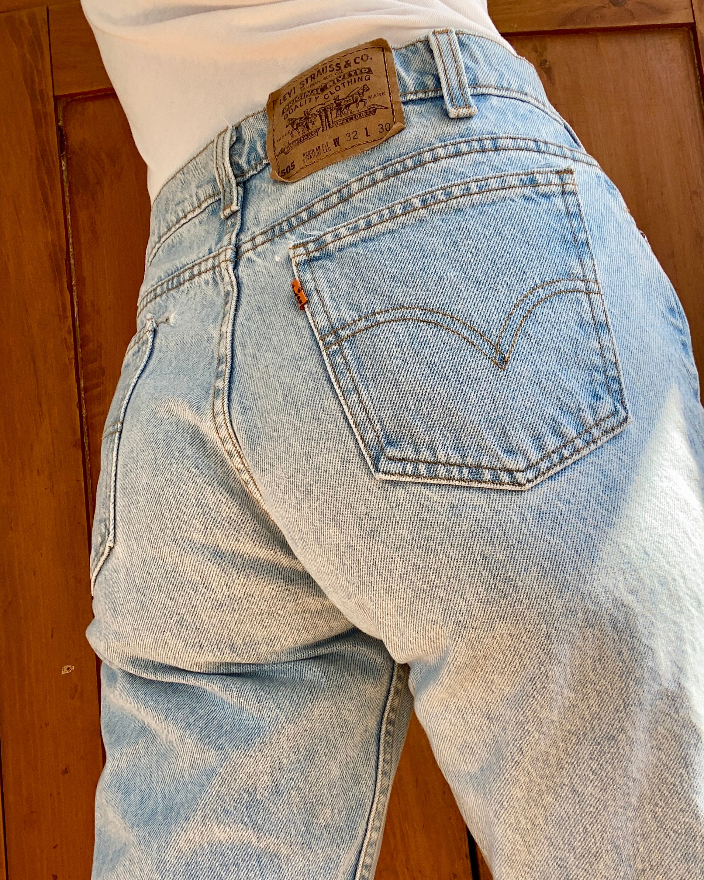 Vintage Levis 505 Orange Tab Light Wash size 31