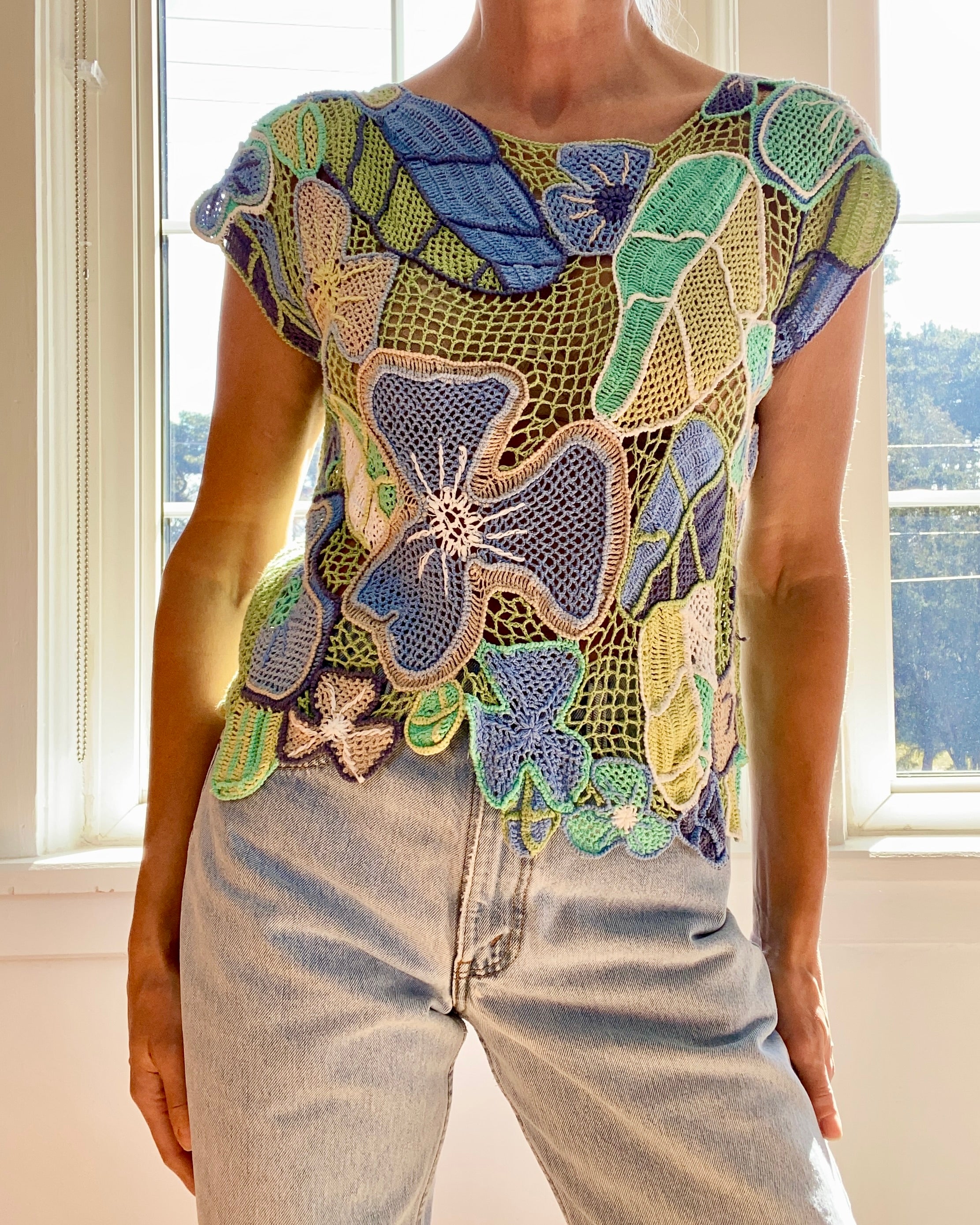 VINTAGE Crochet Botanical Motif Top