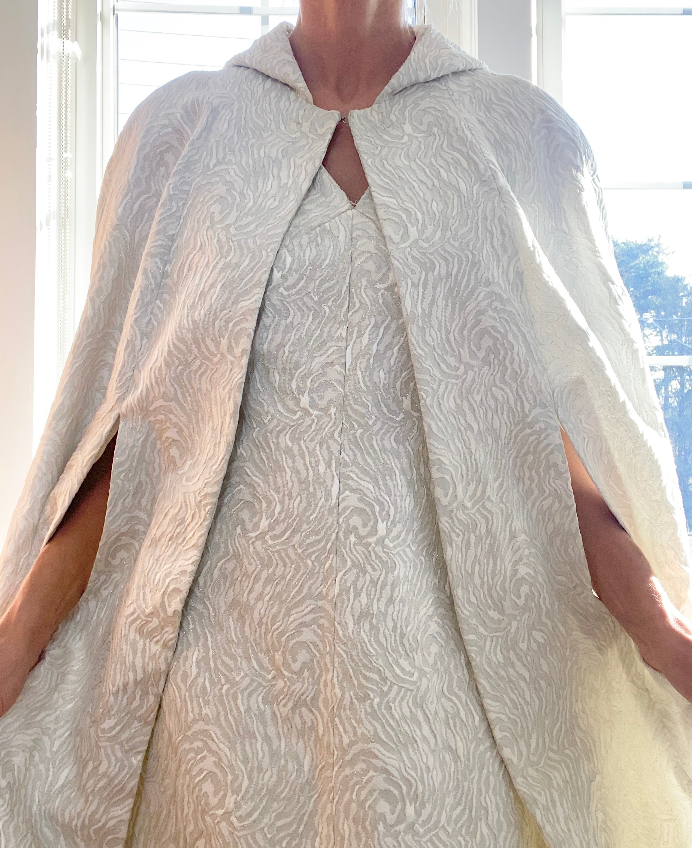 VINTAGE 1960s Silver and Ivory Brocade Dress and Cape