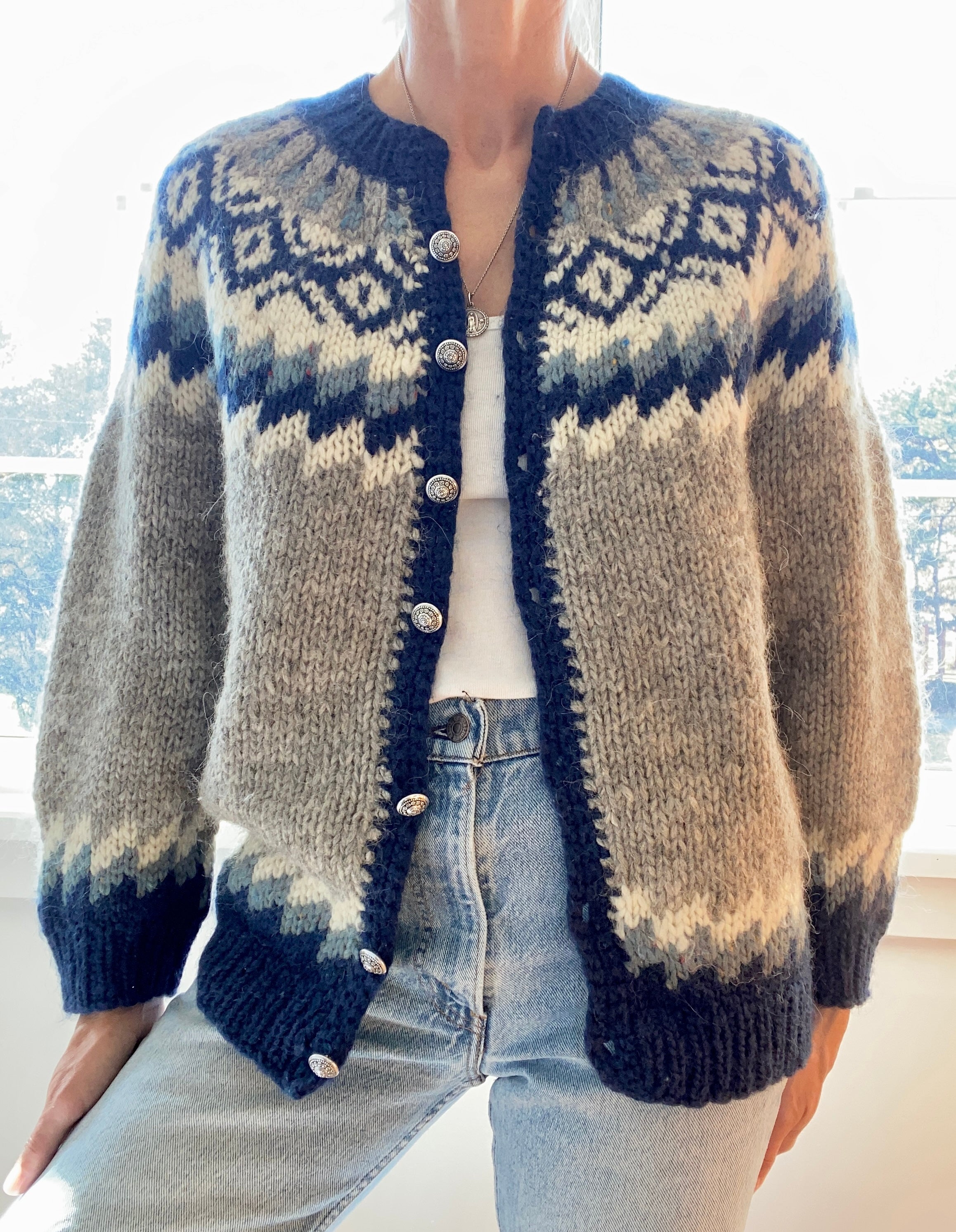 VINTAGE HILDA Ltd. Handknit Icelandic Wool Cardigan