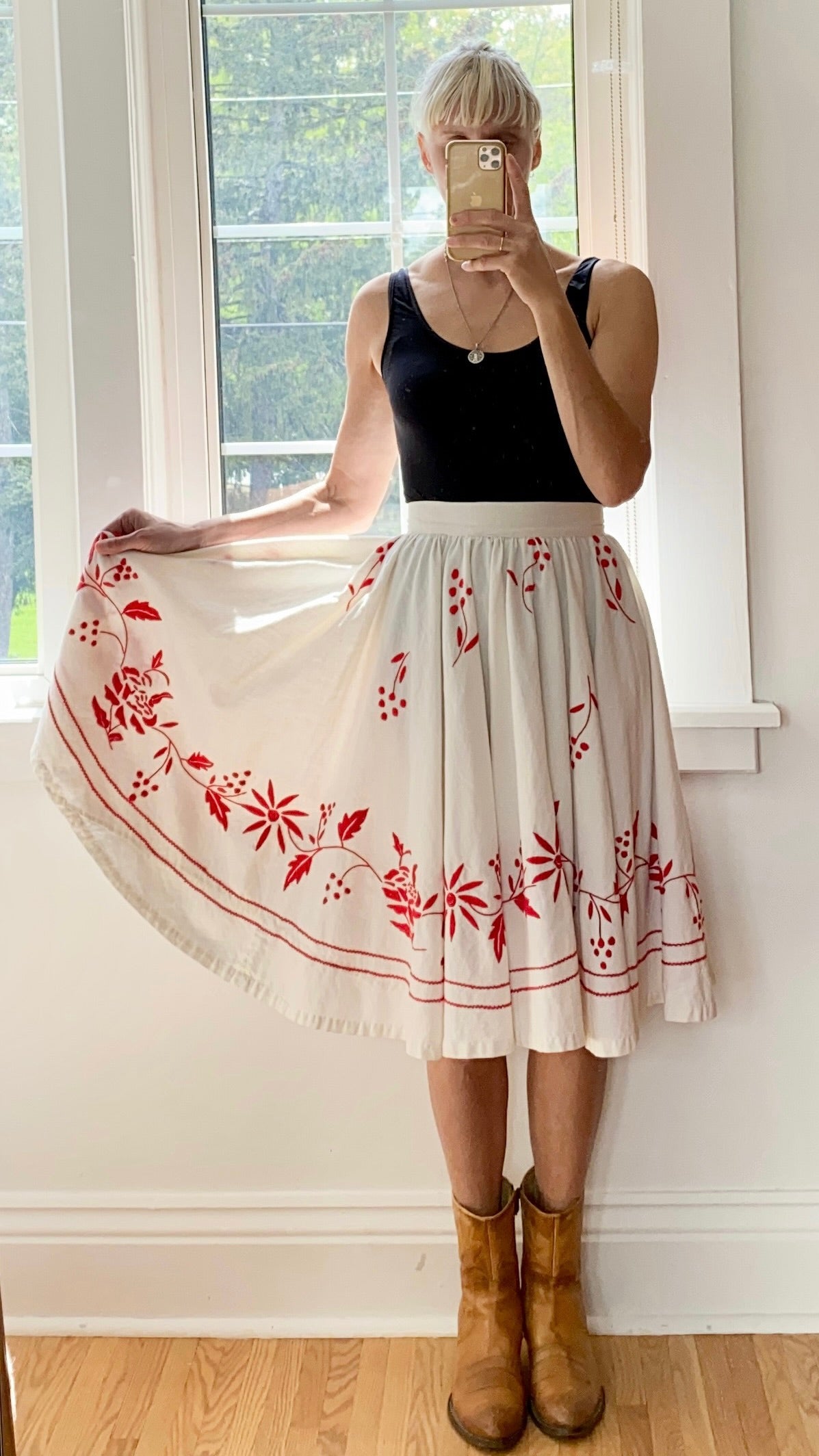 Vintage 1950s Full Circle Embroidered Skirt