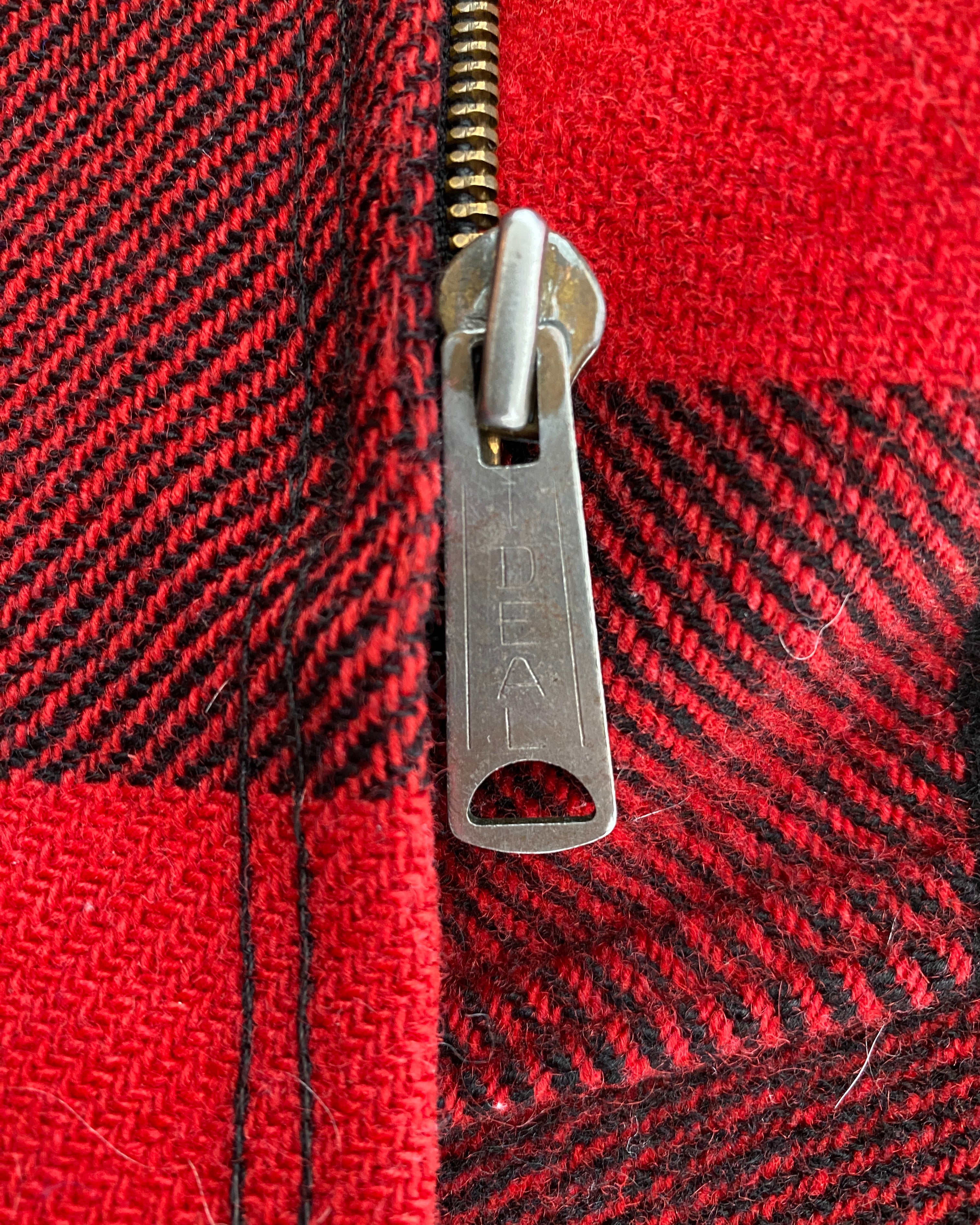 Vintage 1970s Woolrich Wool Buffalo Plaid Hunting Shacket Outdoorsman USA L