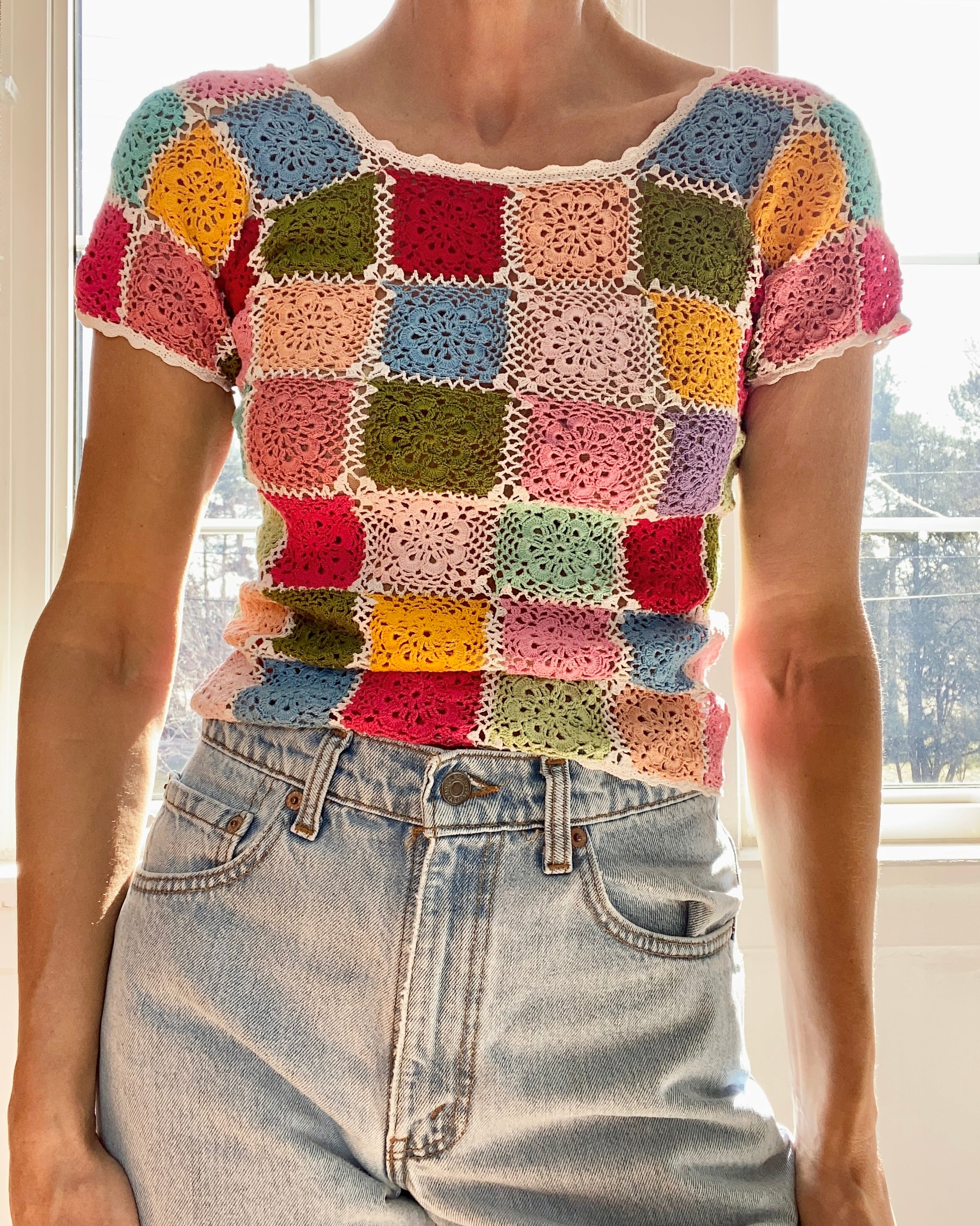 VINTAGE 1960s Crochet Granny Squares Patchwork Top S