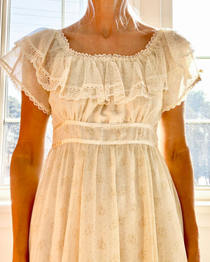Vintage 1970s Gunne Sax by Jessica San Francisco Prairie Floral Cream Voile and Lace Maxi Dress