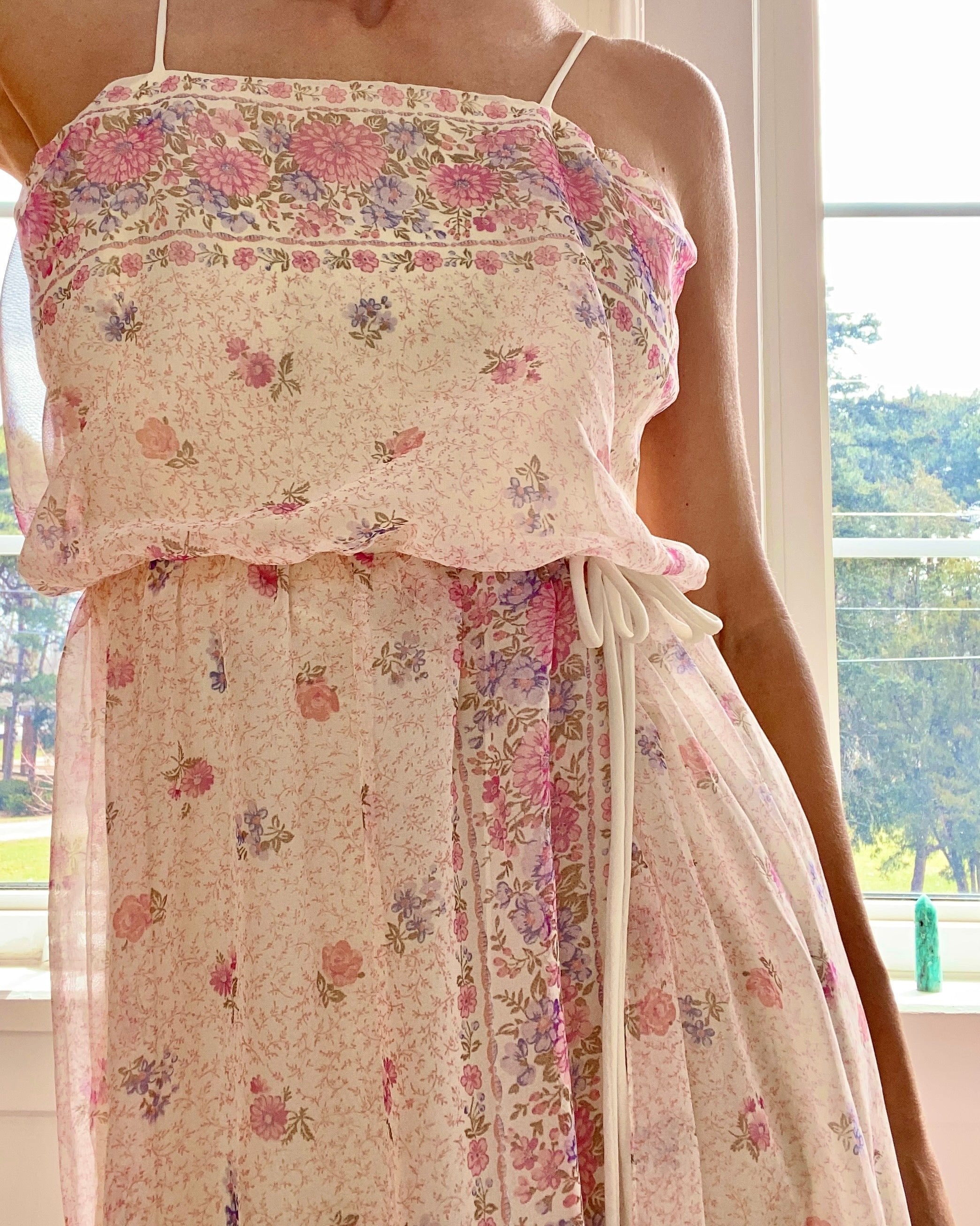 VINTAGE 1970s Floral Chiffon Cream Dress