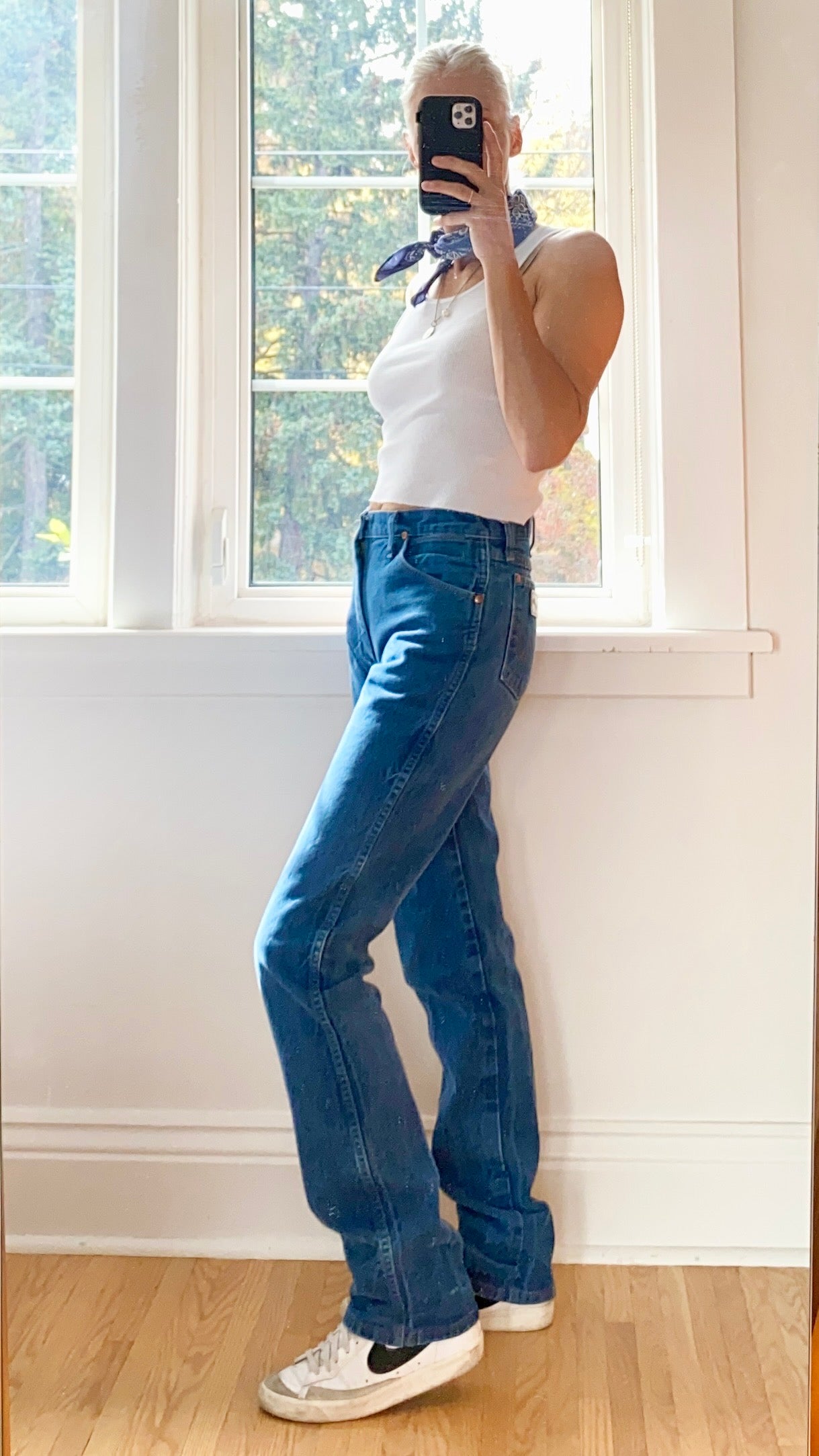 Vintage Wrangler Dark Blue Wash Jeans size 30 or 31