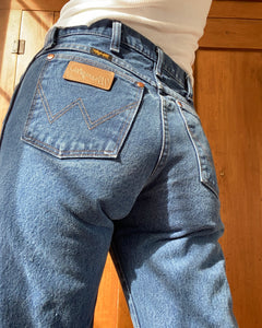 Vintage Wrangler Dark Blue Wash Jeans size 30 or 31