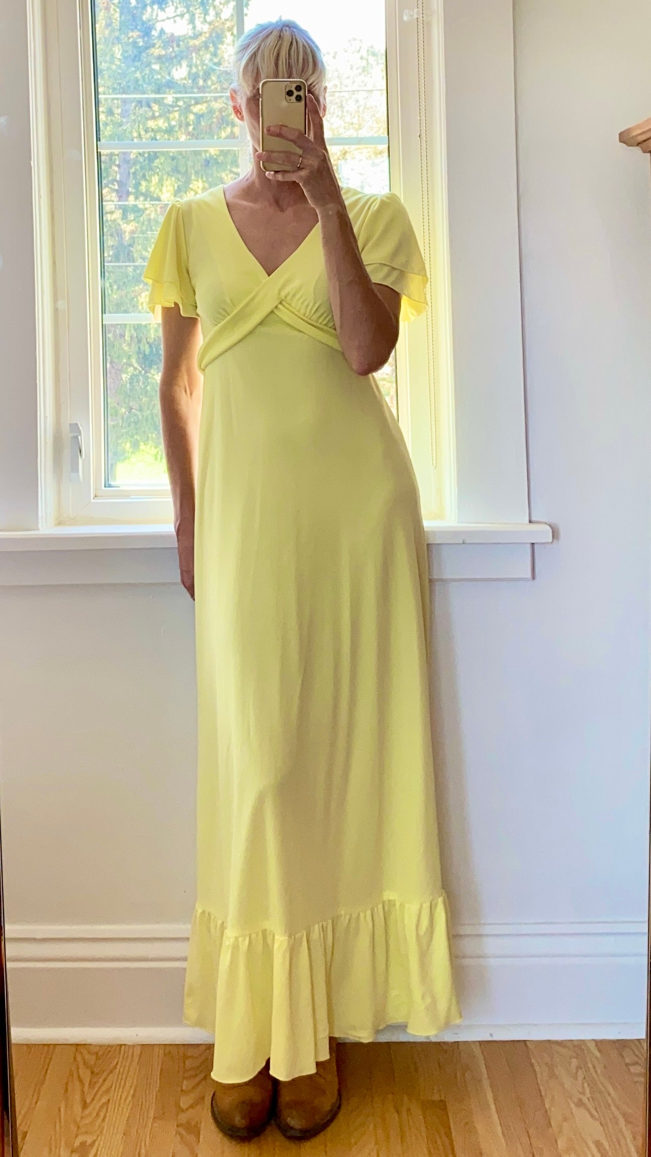 Vintage 1970s Yellow Jersey Ruffle Sleeve Dress