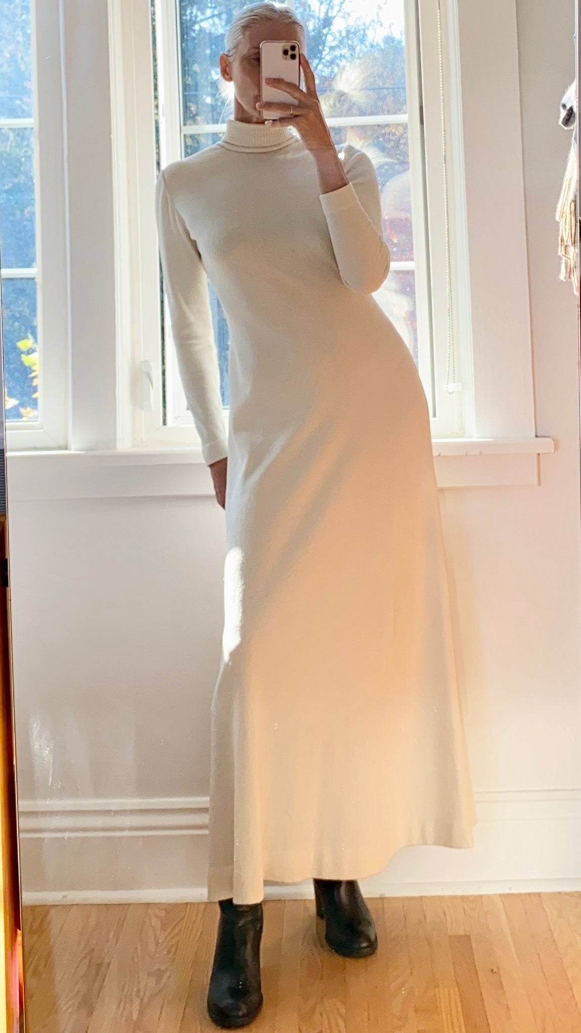 VINTAGE Leslie Fay 1970s Knit Cream Dress