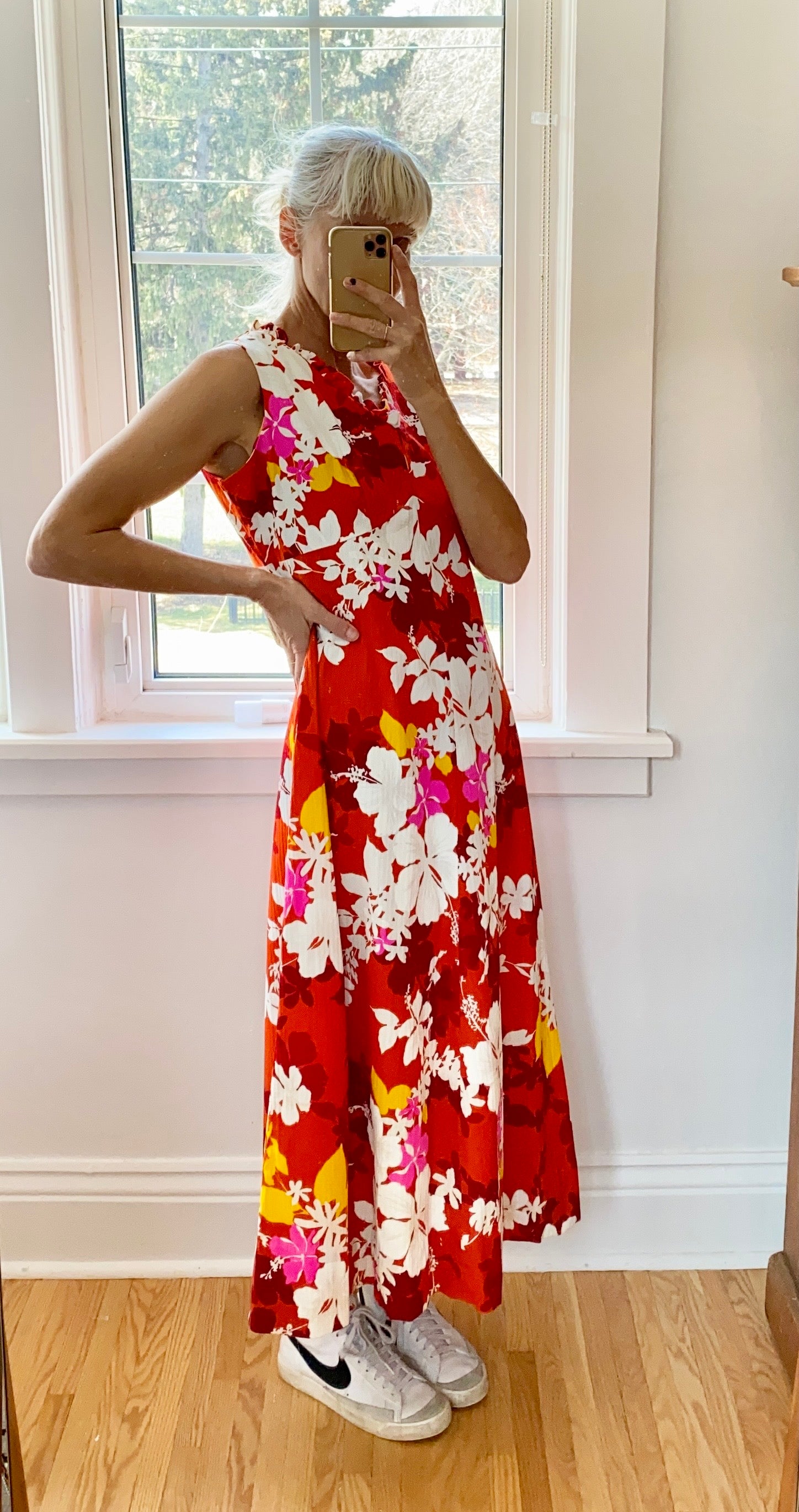 VINTAGE 1960s Hukilau Fashion Hawaiian Floral Red Print Surfer Maxi Dress