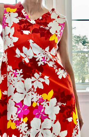 VINTAGE 1960s Hukilau Fashion Hawaiian Floral Red Print Surfer Maxi Dress