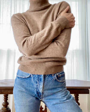 Vintage Chestnut Cashmere Turtleneck