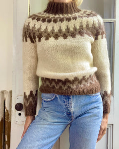 VINTAGE Icelandic Fair Isle Handknit Cream Sweater
