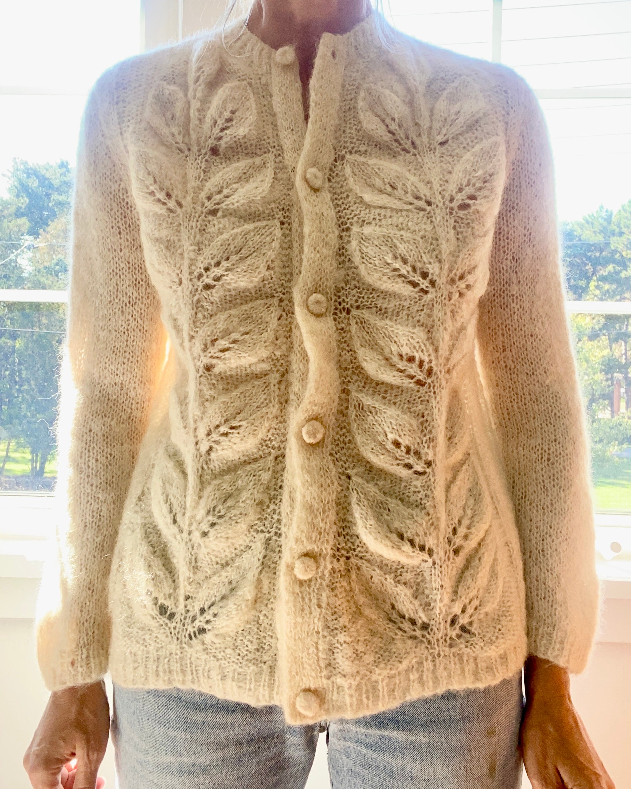 VINTAGE Handknit Wool Ivory Pointelle Sweater